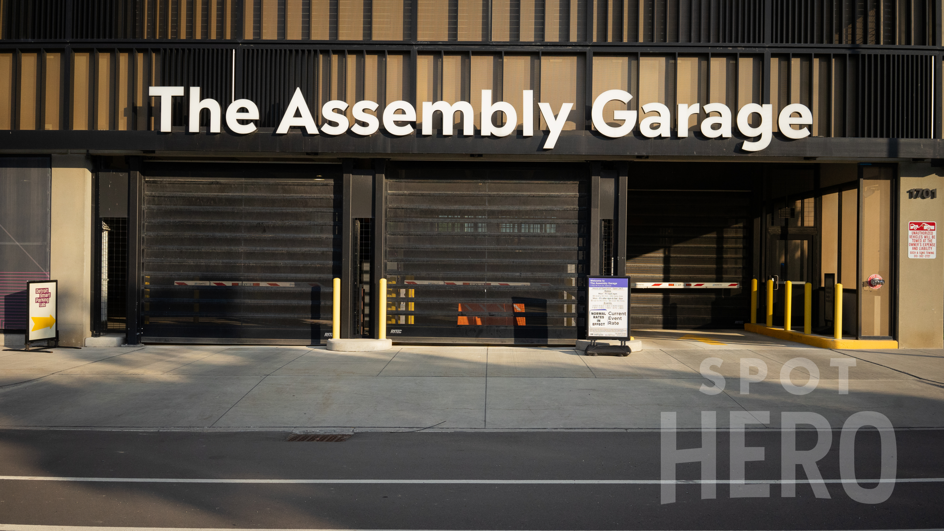 Photo of 1701 W Lafayette Blvd. (1702 W Fort St) - Assembly Garage