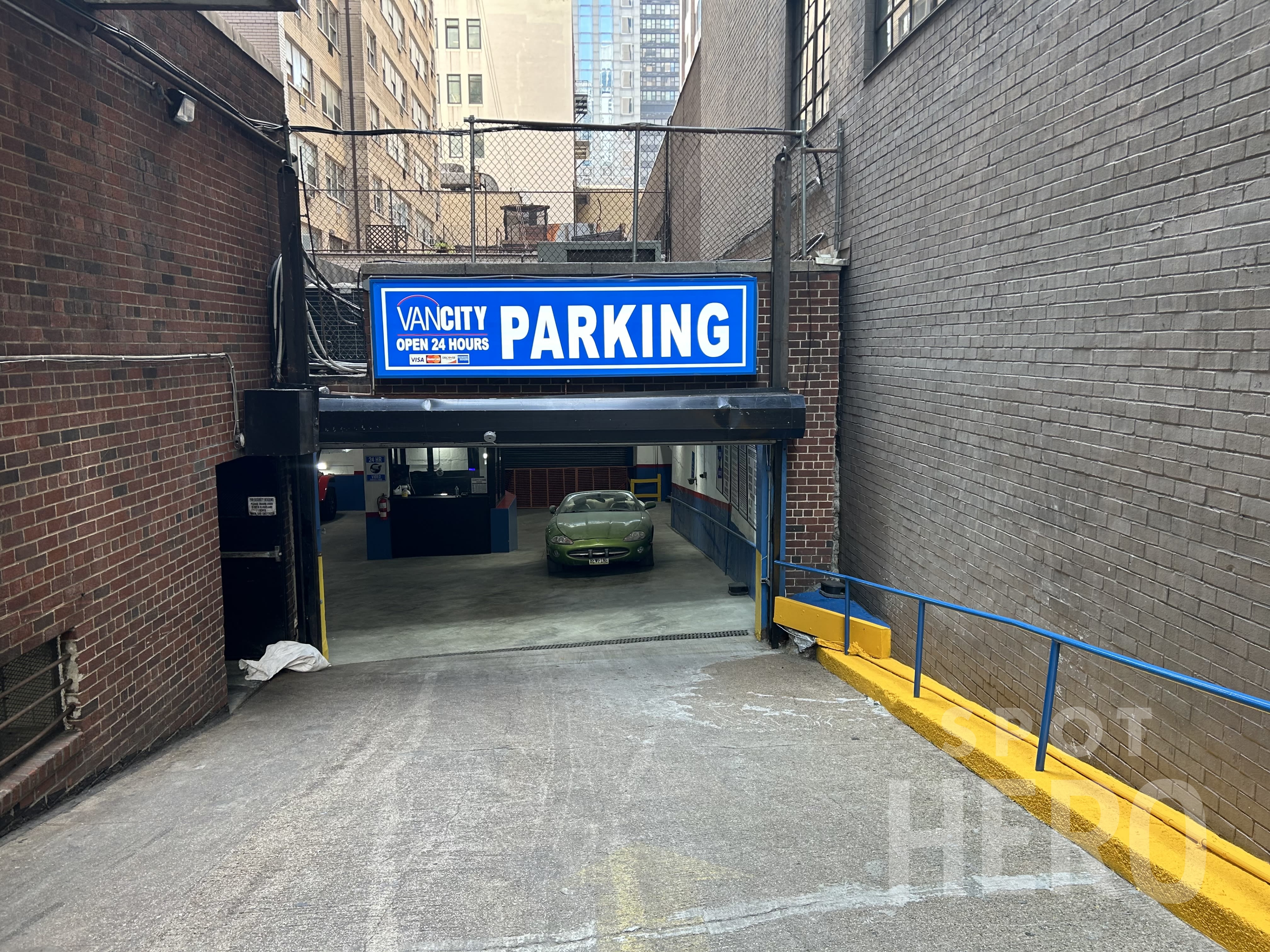Photo of 157 E 57th St. (960 3rd Ave) - Valet Garage