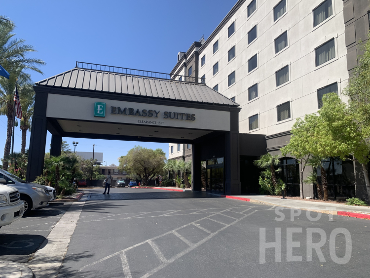 Photo of Embassy Suites LAS - Uncovered Self Park