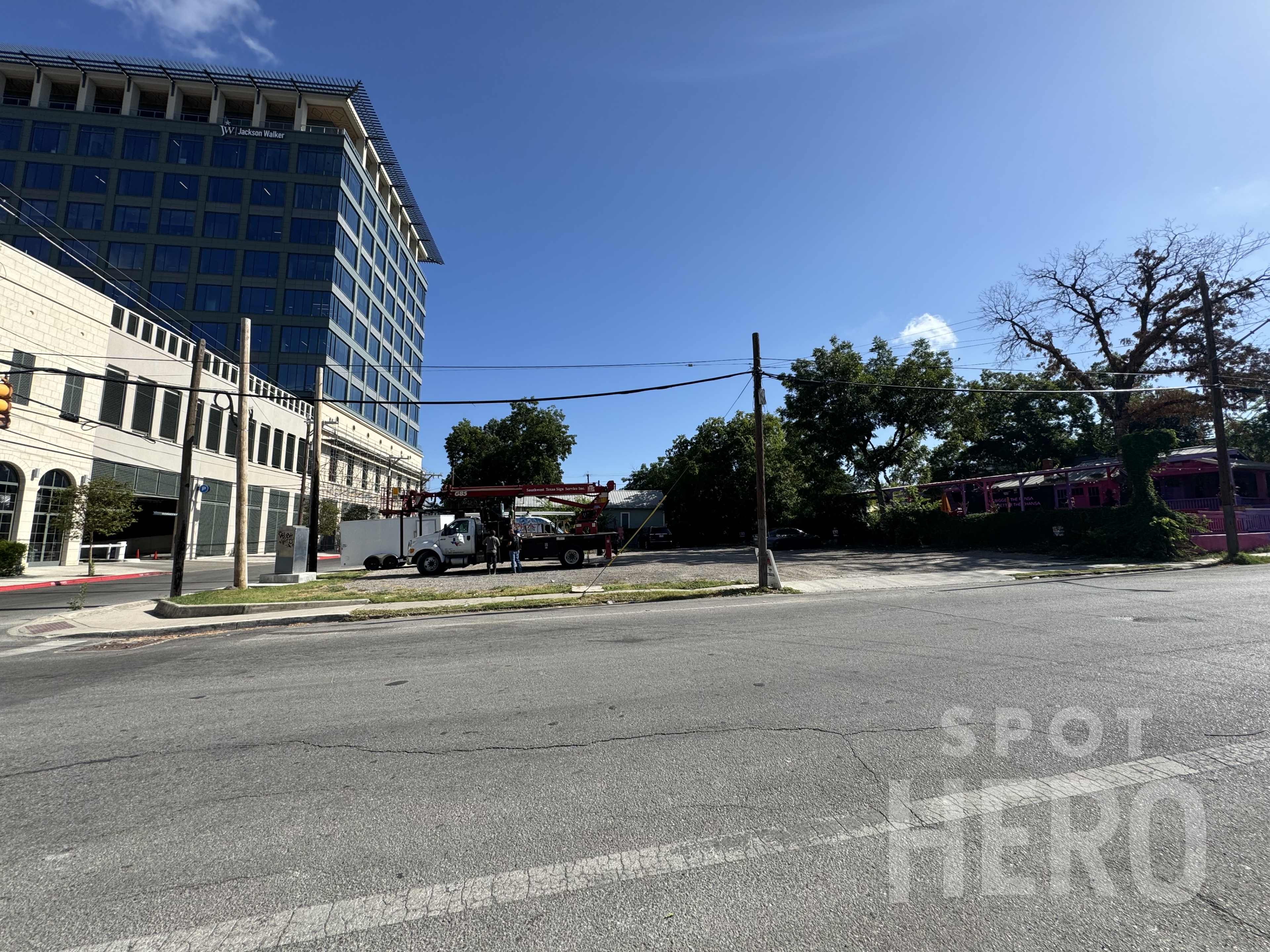 Photo of Lot 1722 – 1900 N Alamo St.