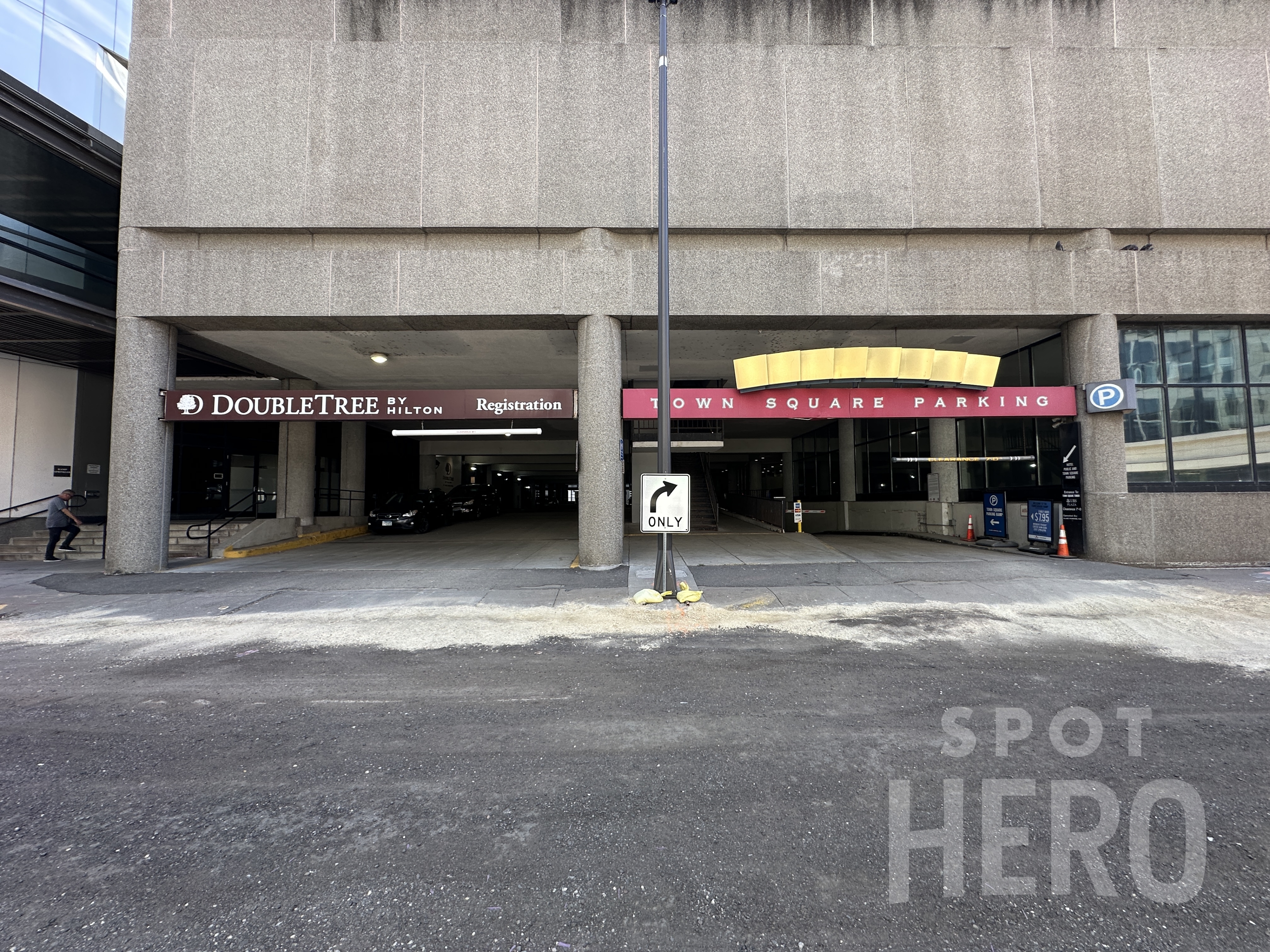 Photo of 405 Minnesota St. - Town Square Parking Ramp Garage