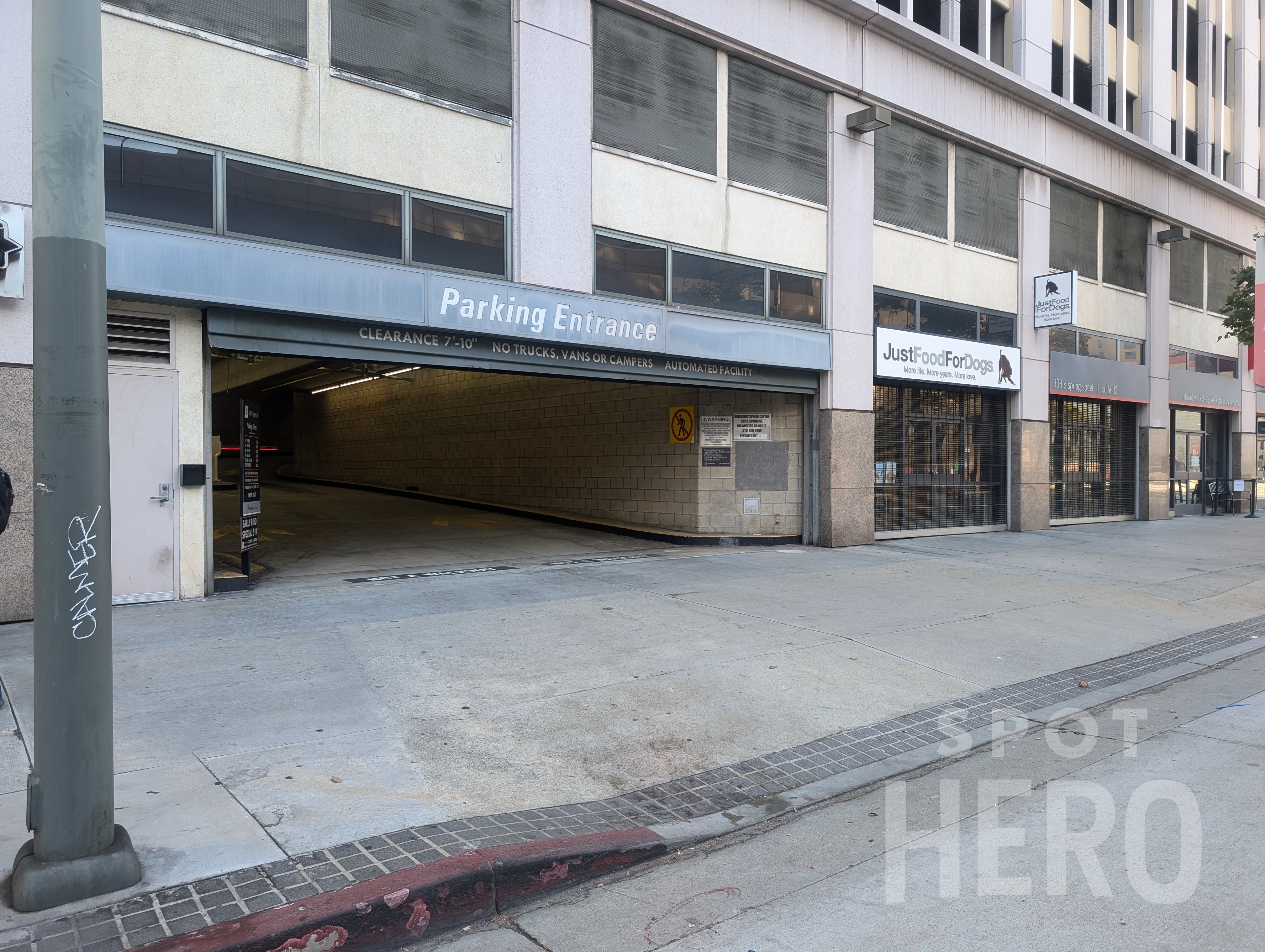 Photo of 333 S Spring St. - Garage