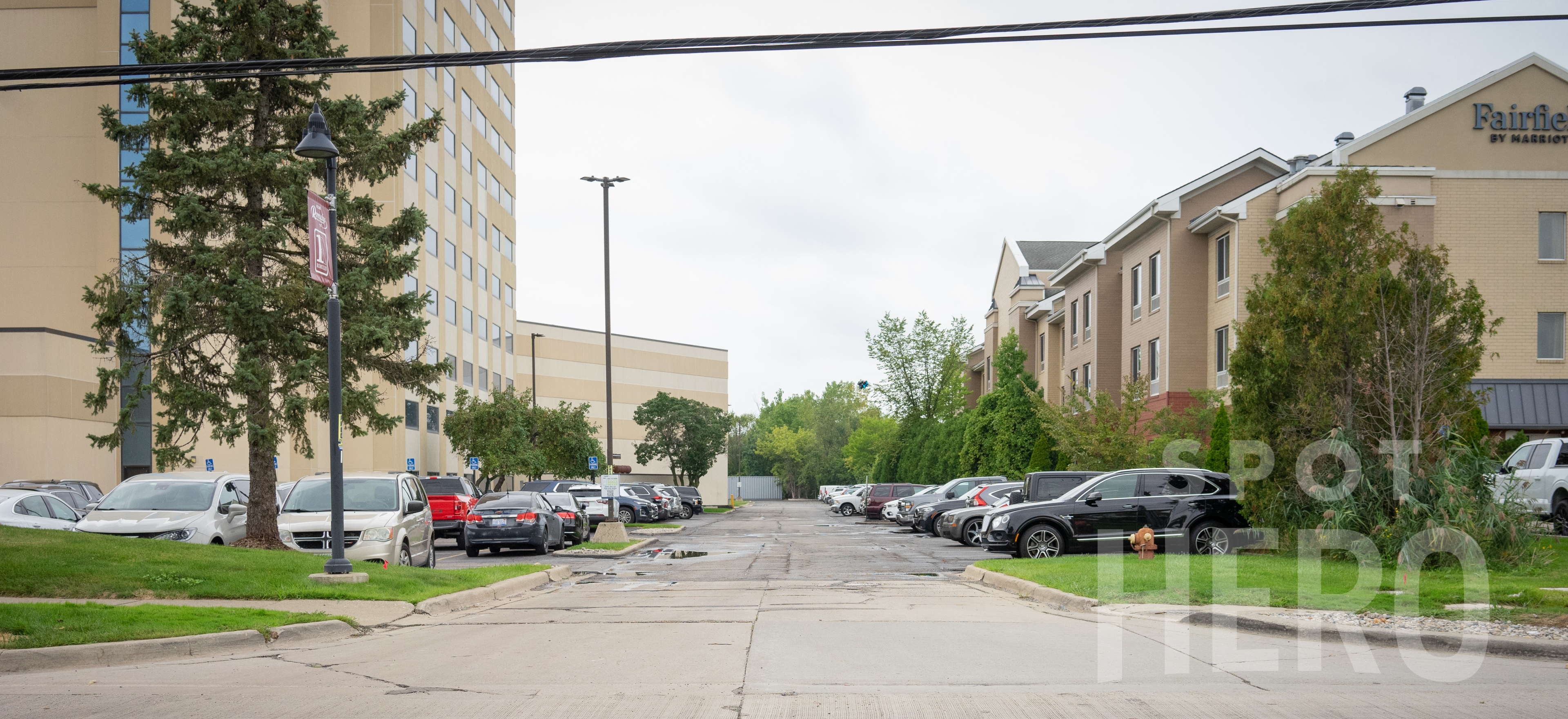 Photo of Sheraton Detroit Metro Airport - Uncovered Self Park