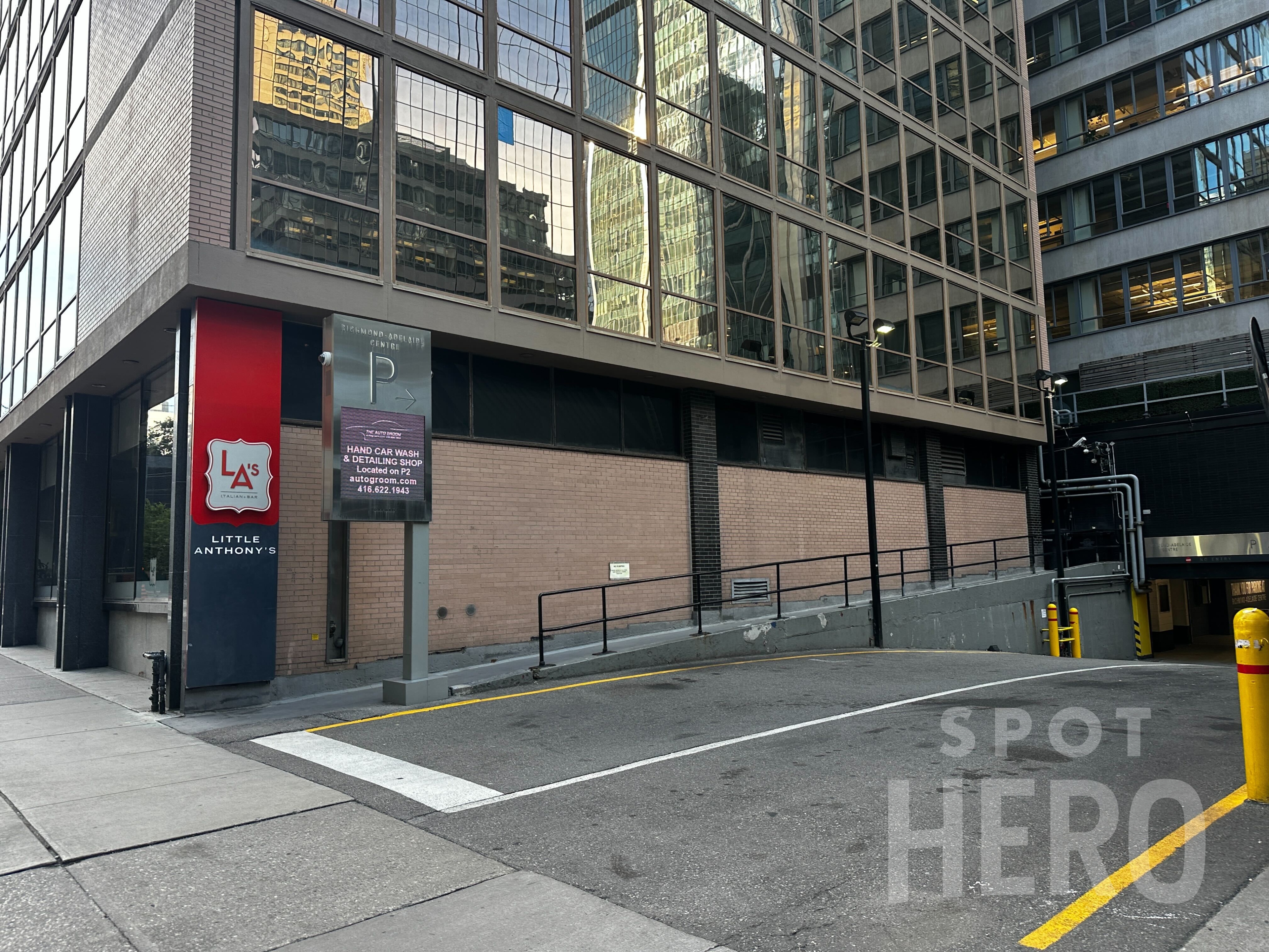 Photo of 167 York St. (130 Adelaide St. W) - Richmond Adelaide Centre Lot 324