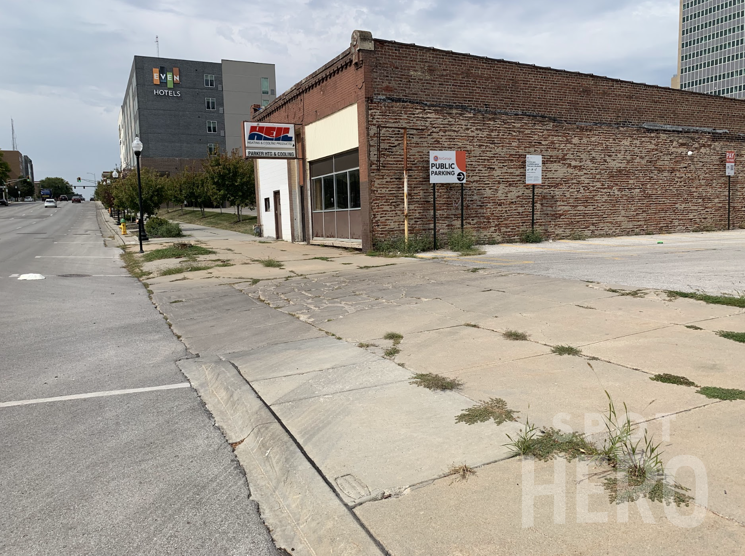 Photo of 2060 Farnam St. - Farnam Alley Parking Lot