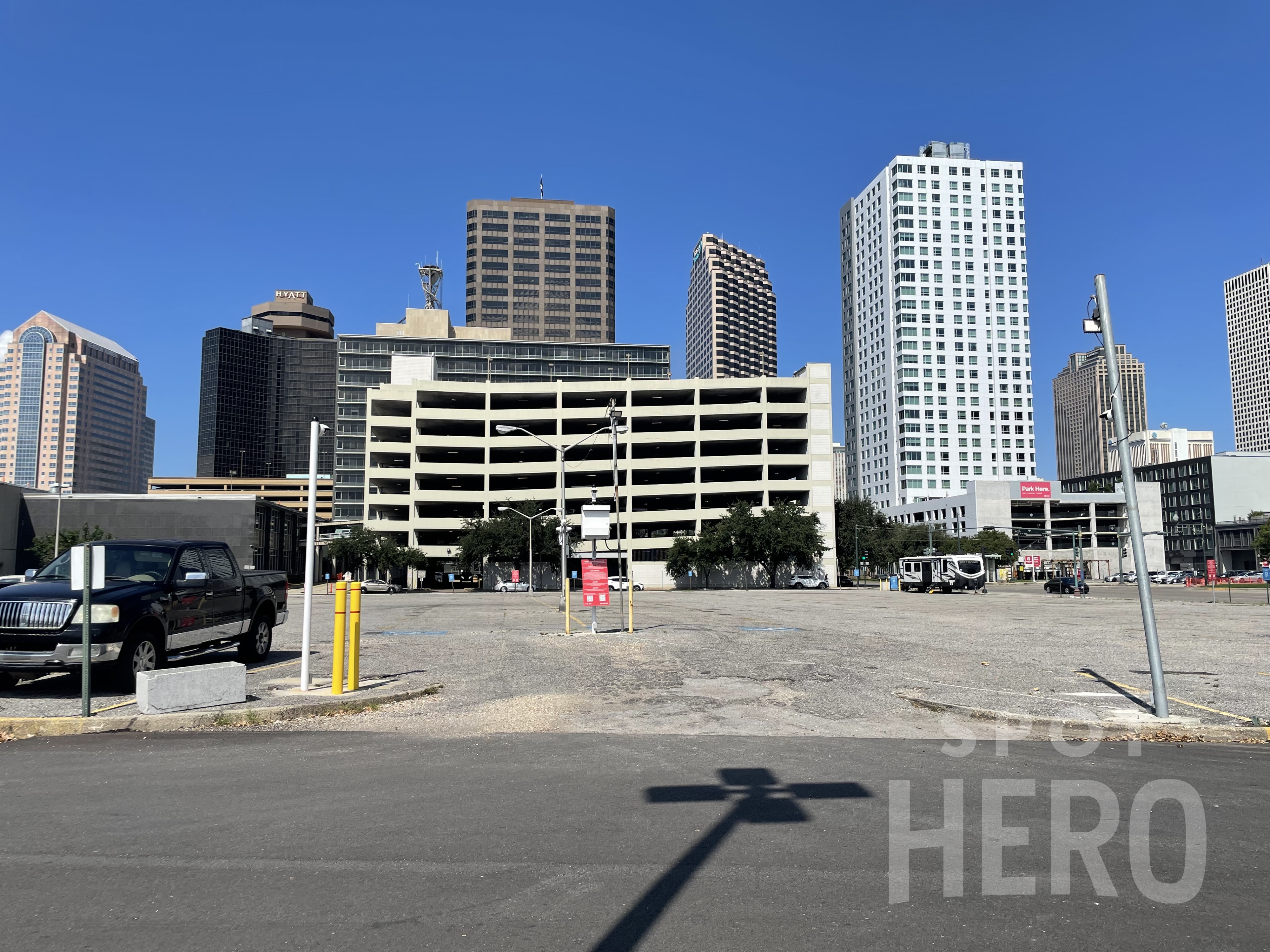 Photo of 1001 Loyola Ave. - Union Passenger Terminal & Curbside - Lot