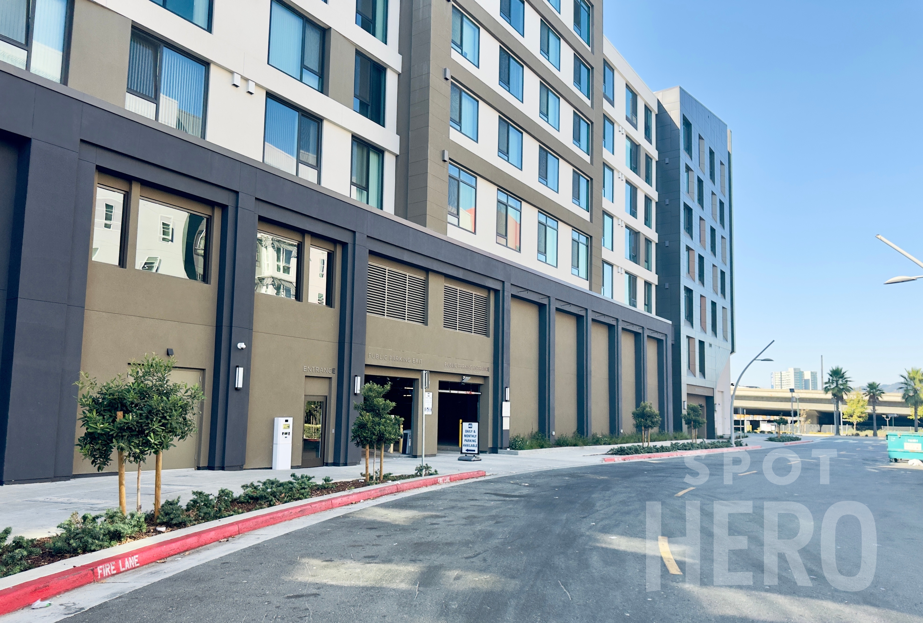Photo of 260 Brooklyn Basin Way - Garage