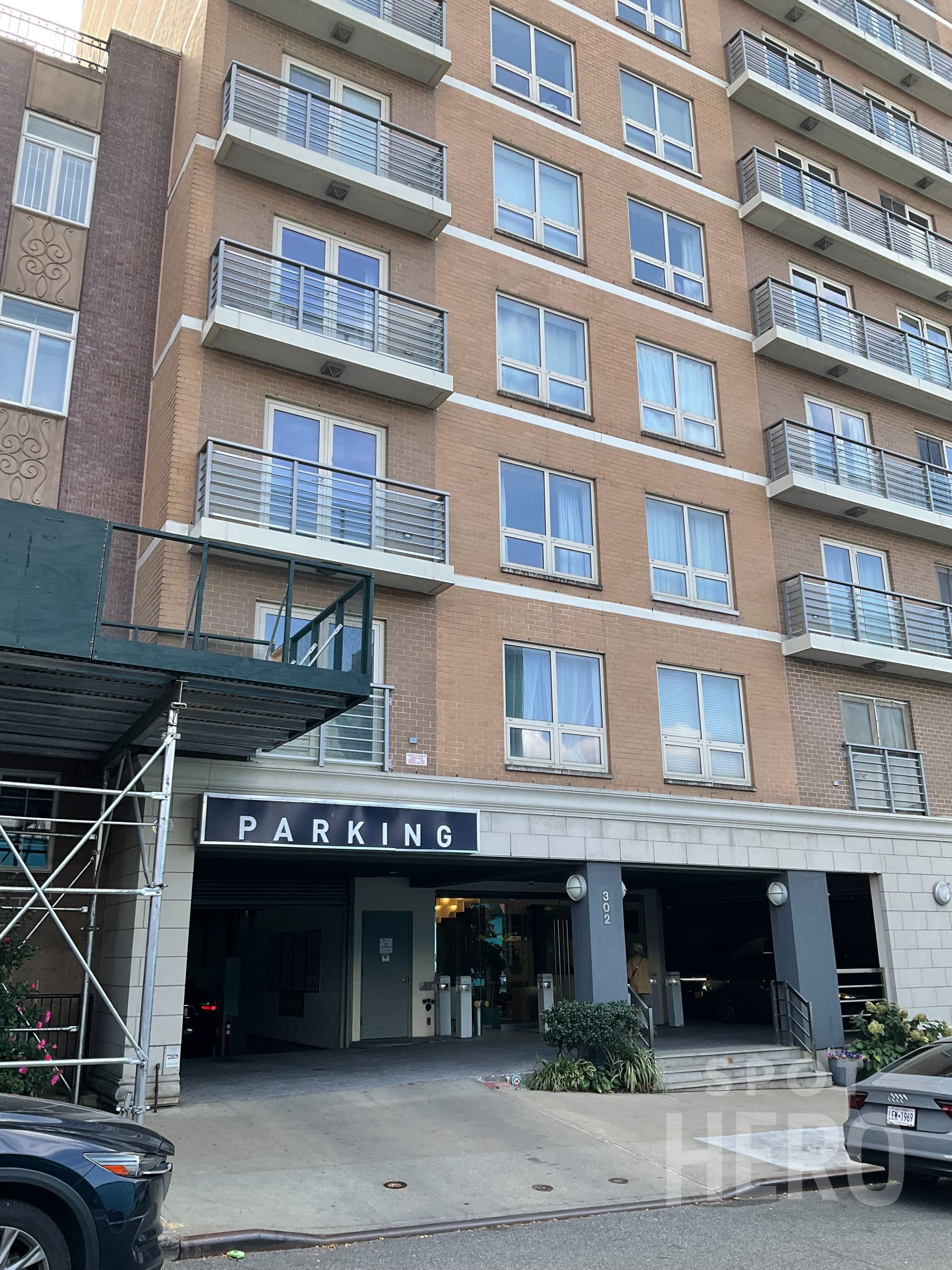 Photo of 302 2nd St. - Valet Garage
