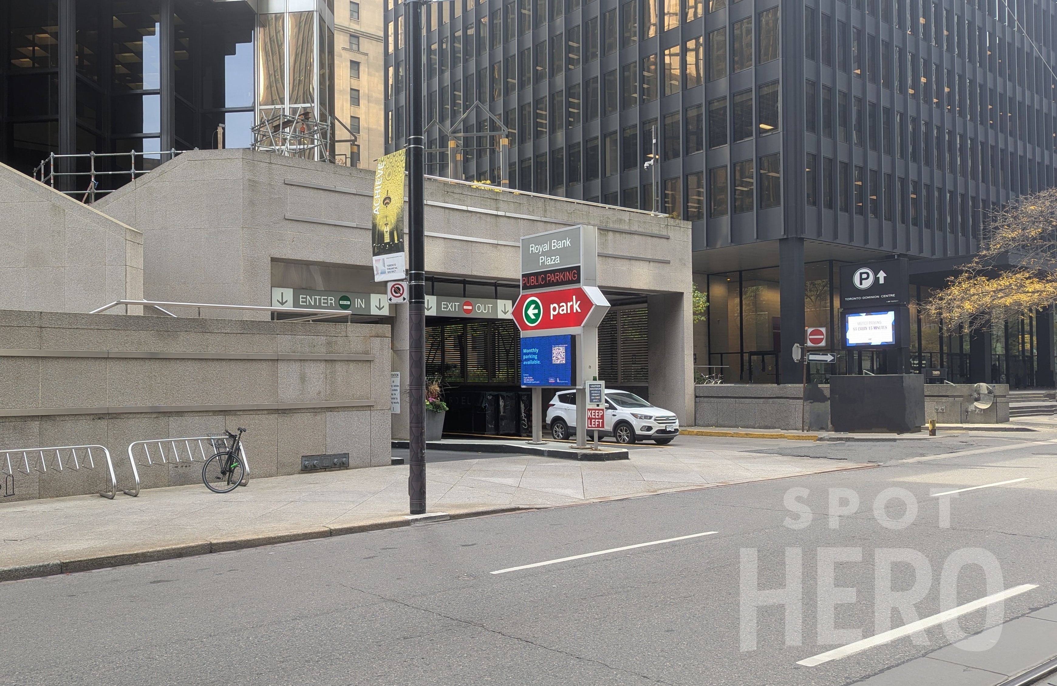 Photo of 200 Bay St (Entrance S side of Wellington) - Royal Bank Plaza Garage - Lot 129