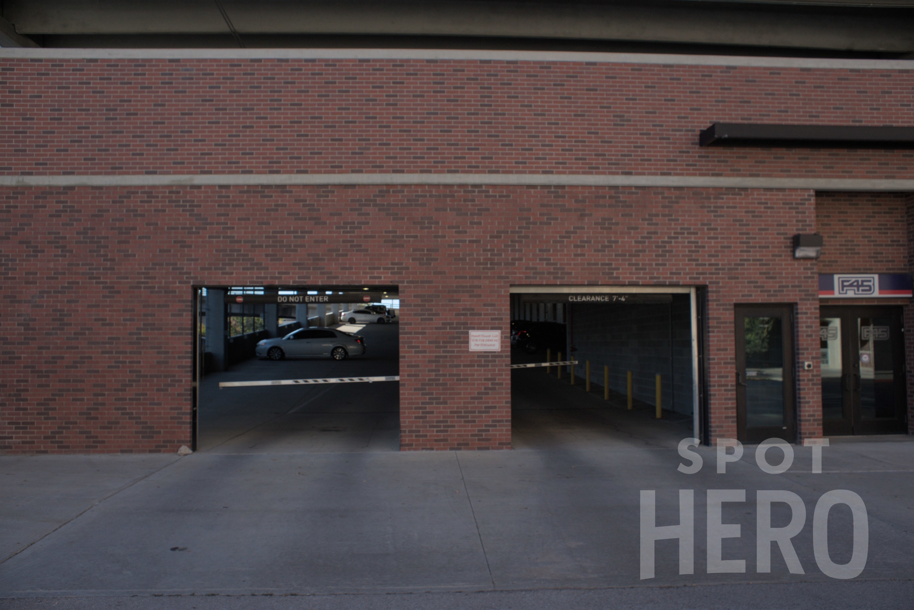 Photo of 2 N Elgin Ave. - Vast Parking Garage 275