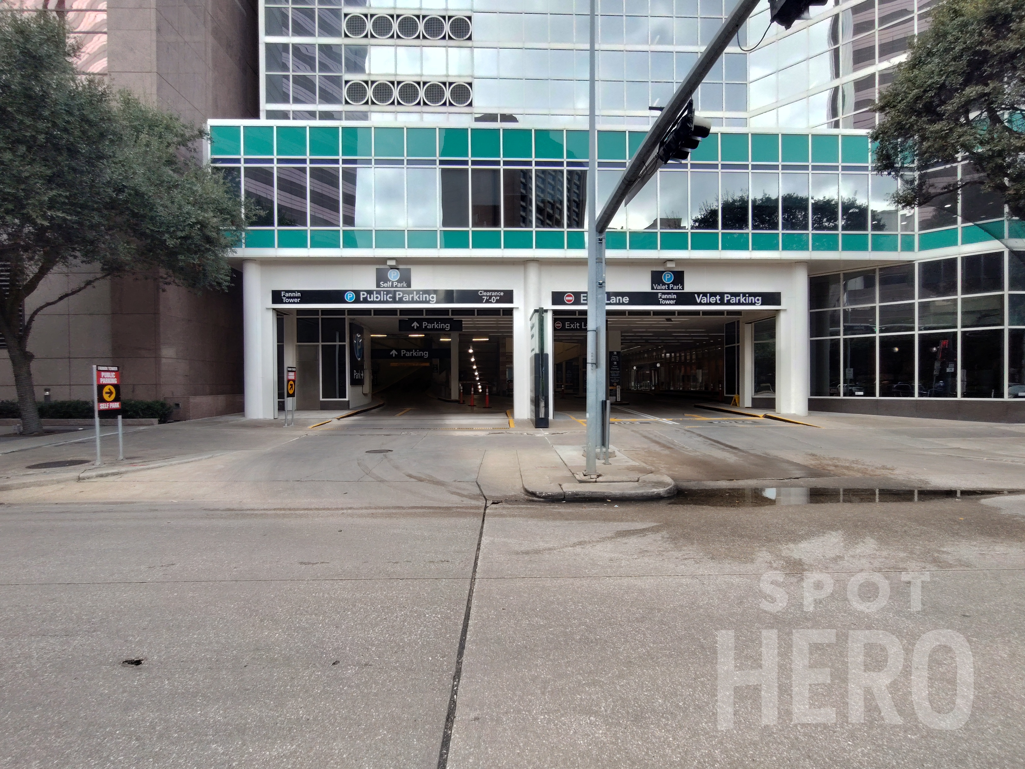 Photo of 6624 Fannin St. - Fannin Medical Tower Garage