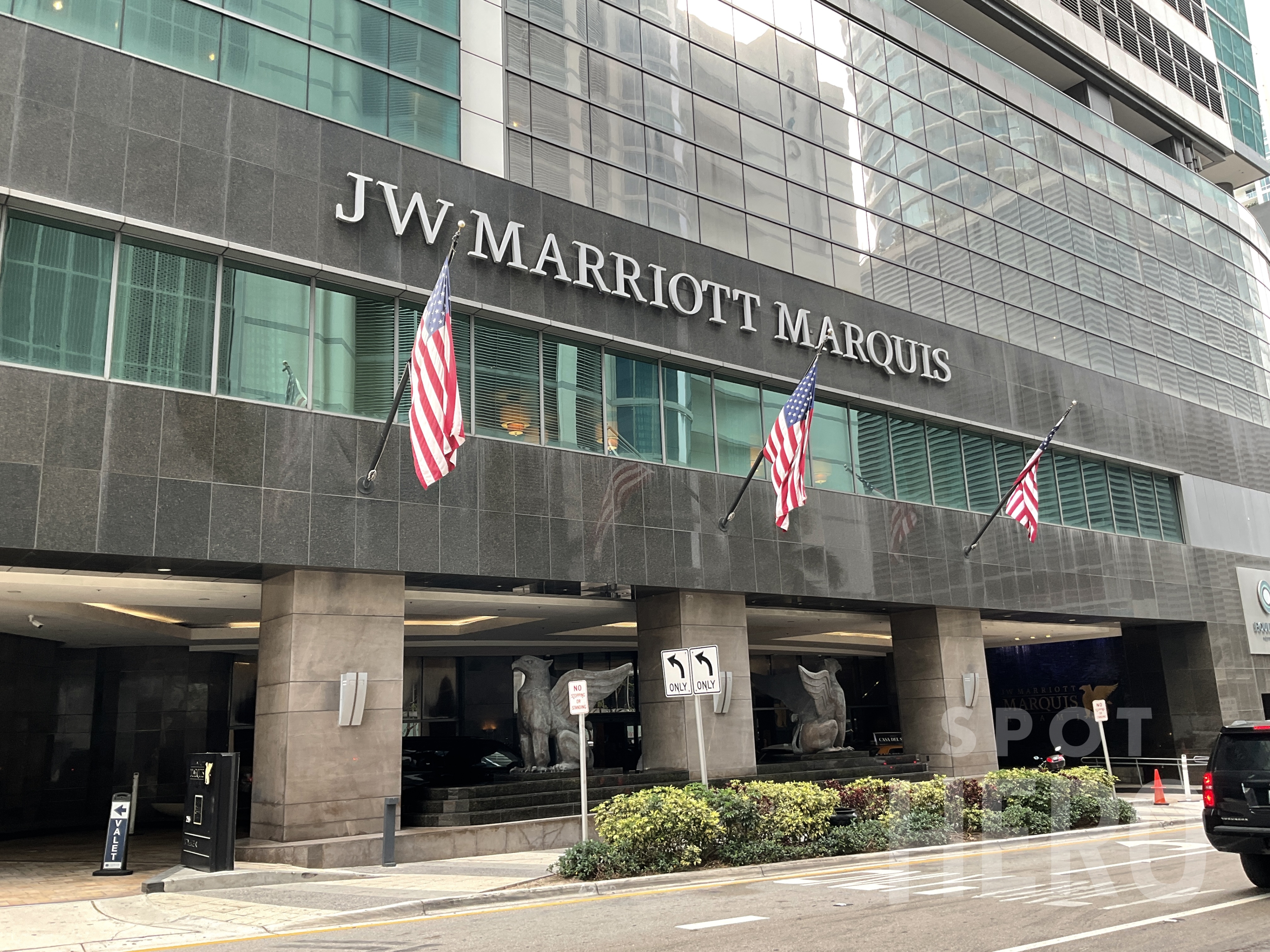 Photo of 255 Biscayne Blvd Way - JW Marriott Marquis Valet