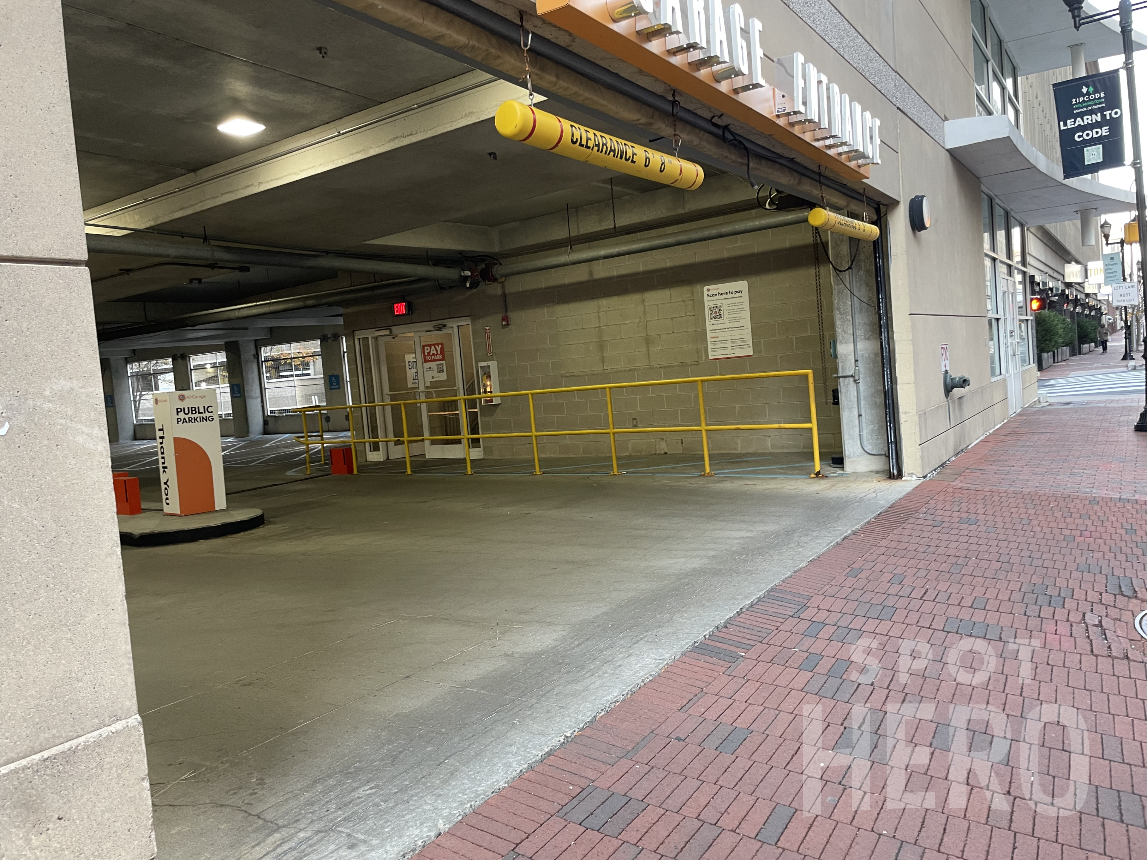 Photo of 208 W. 12th St. - Garage