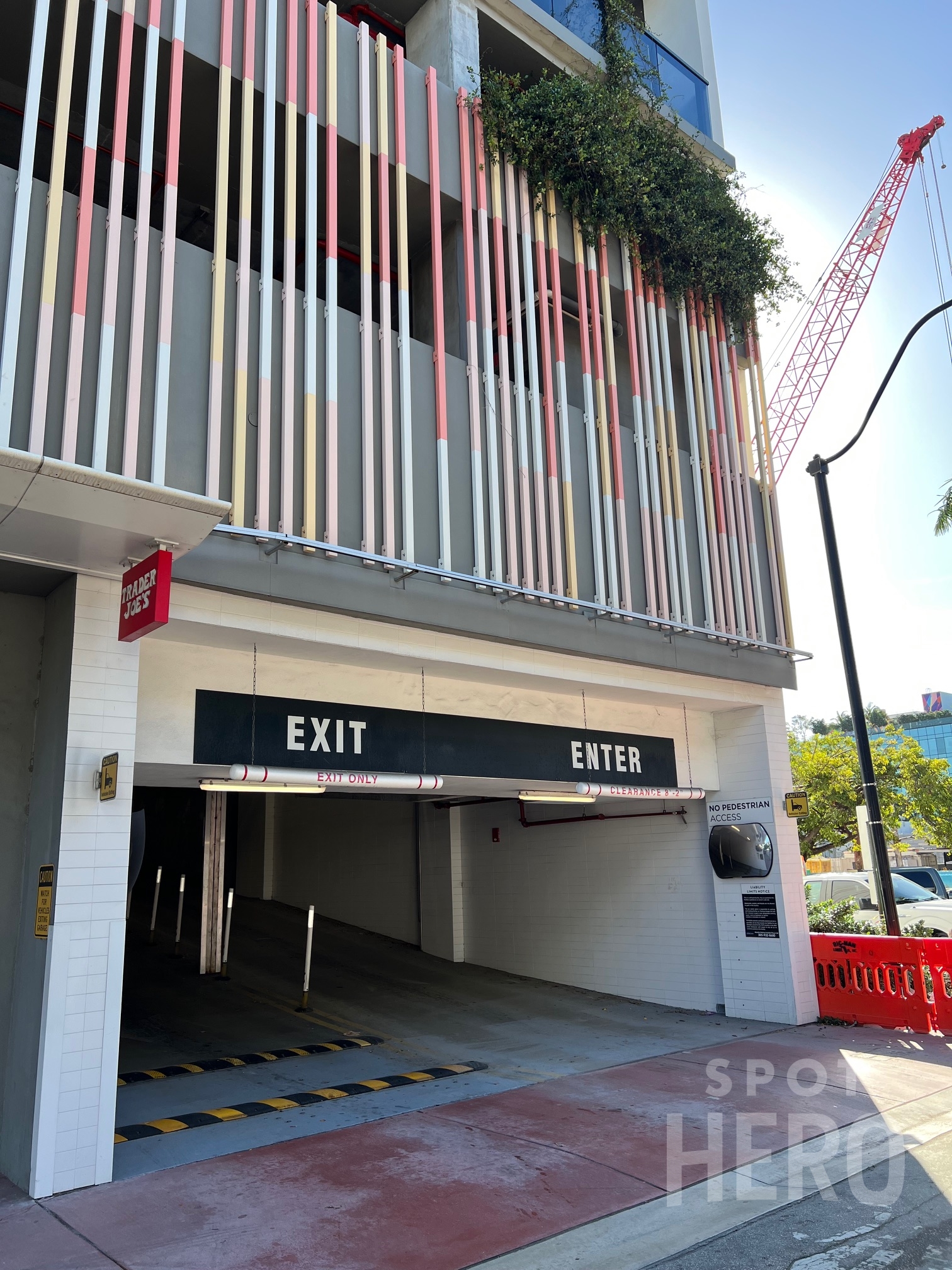 Photo of 1683 W Ave. - 17 West Garage