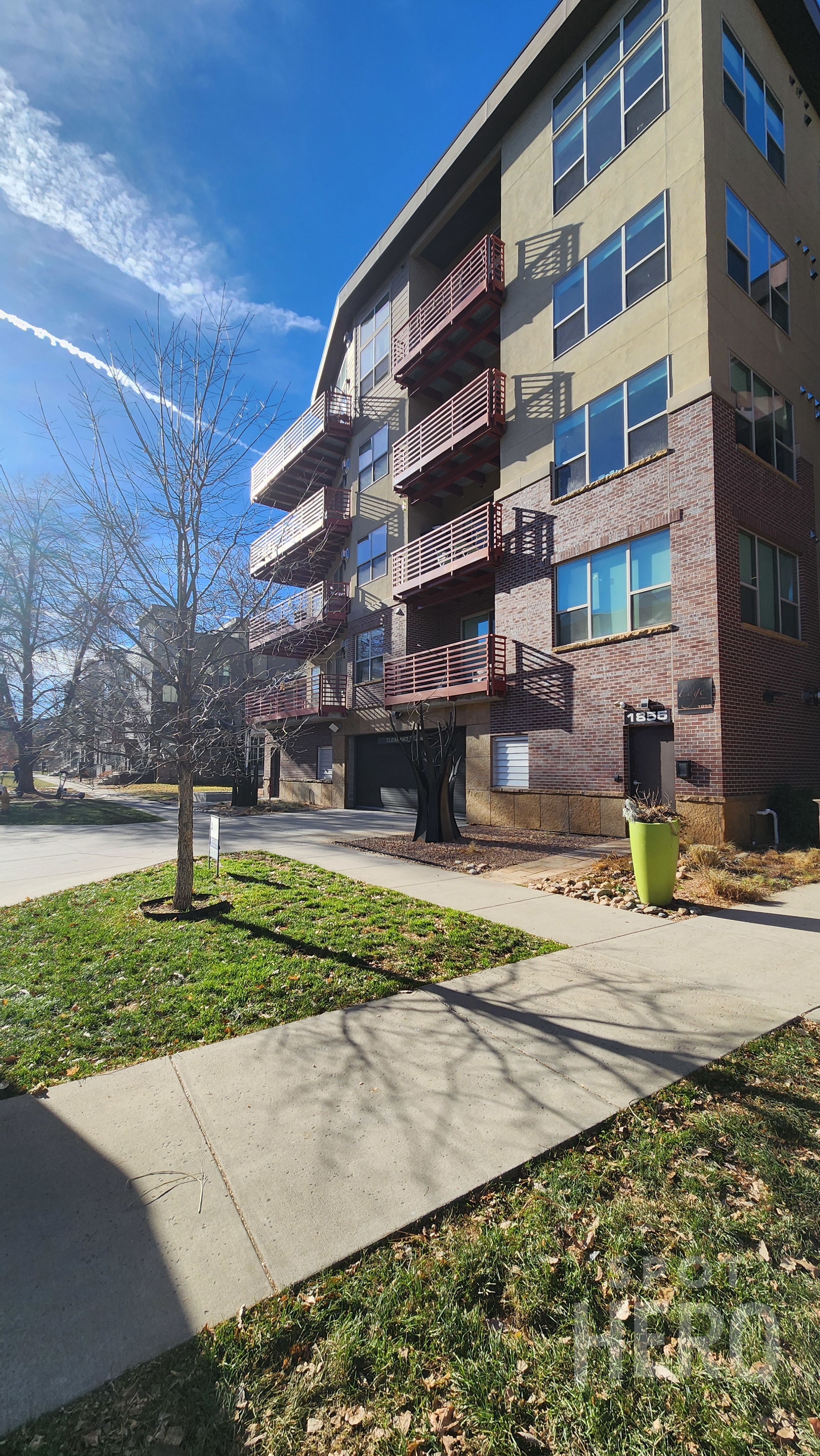 Photo of 1855 N Gaylord St. - Garage