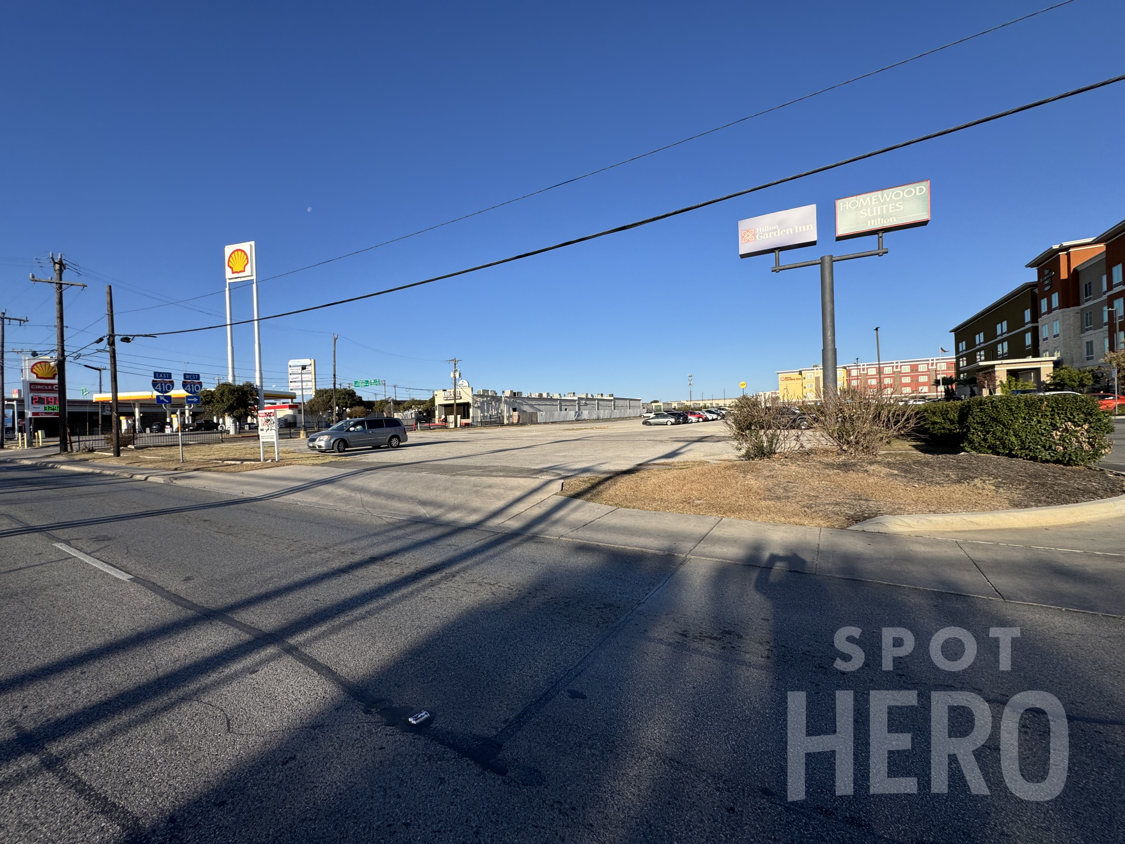 Photo of HGI San Antonio Airport South - Uncovered Self Park