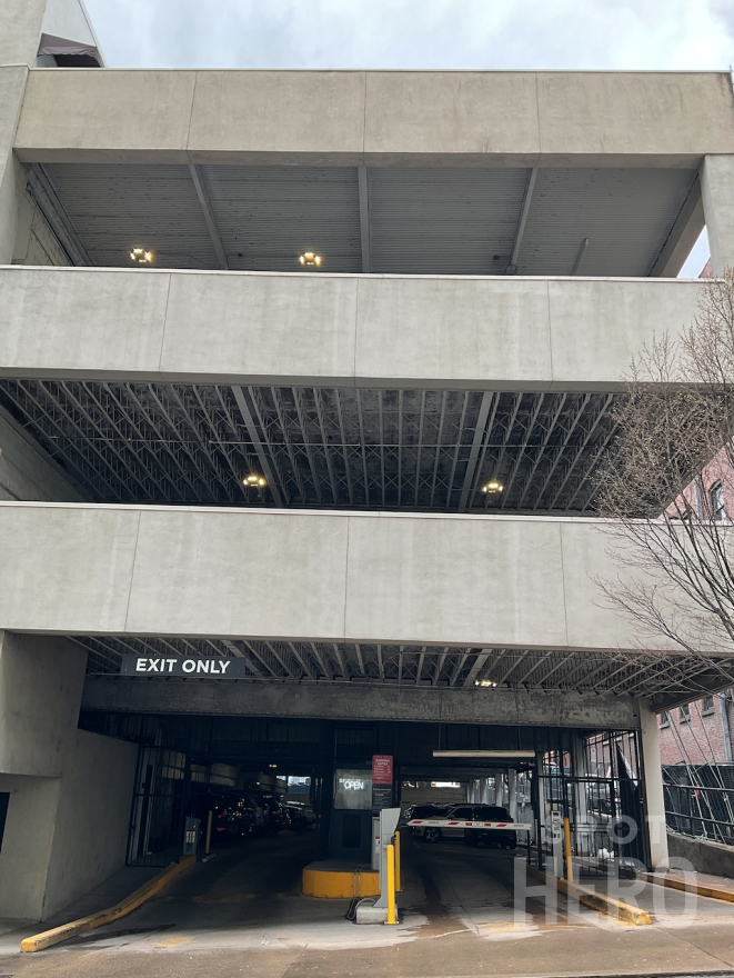 Photo of 207 7th Ave. N - Castner Knott Garage