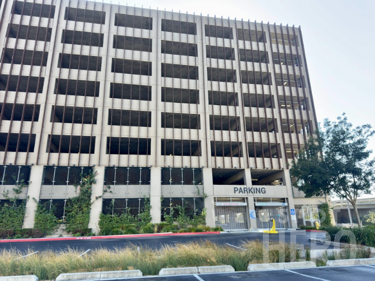 Photo of AC Hotel by Marriott San Francisco Airport - Uncovered Self Park