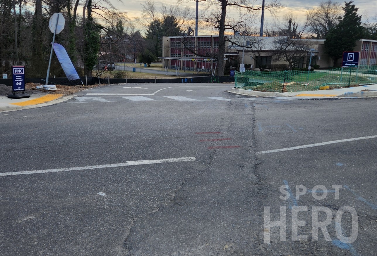 Photo of 3515 Campus Dr. - Lot