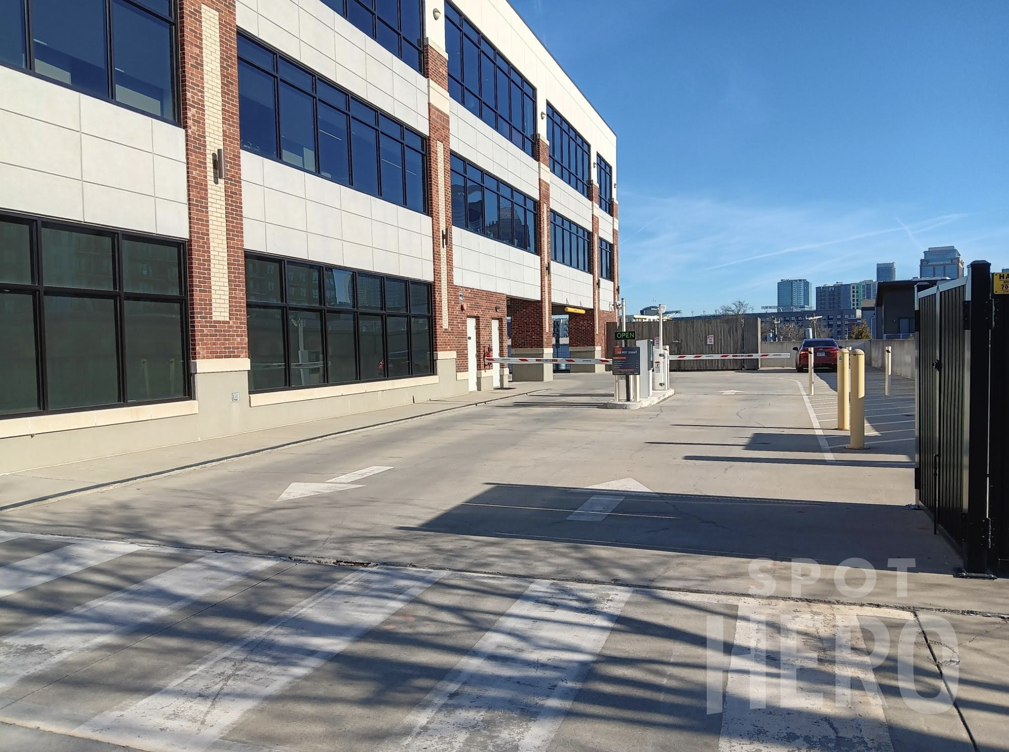 Photo of 300 W Summit Ave. - Garage