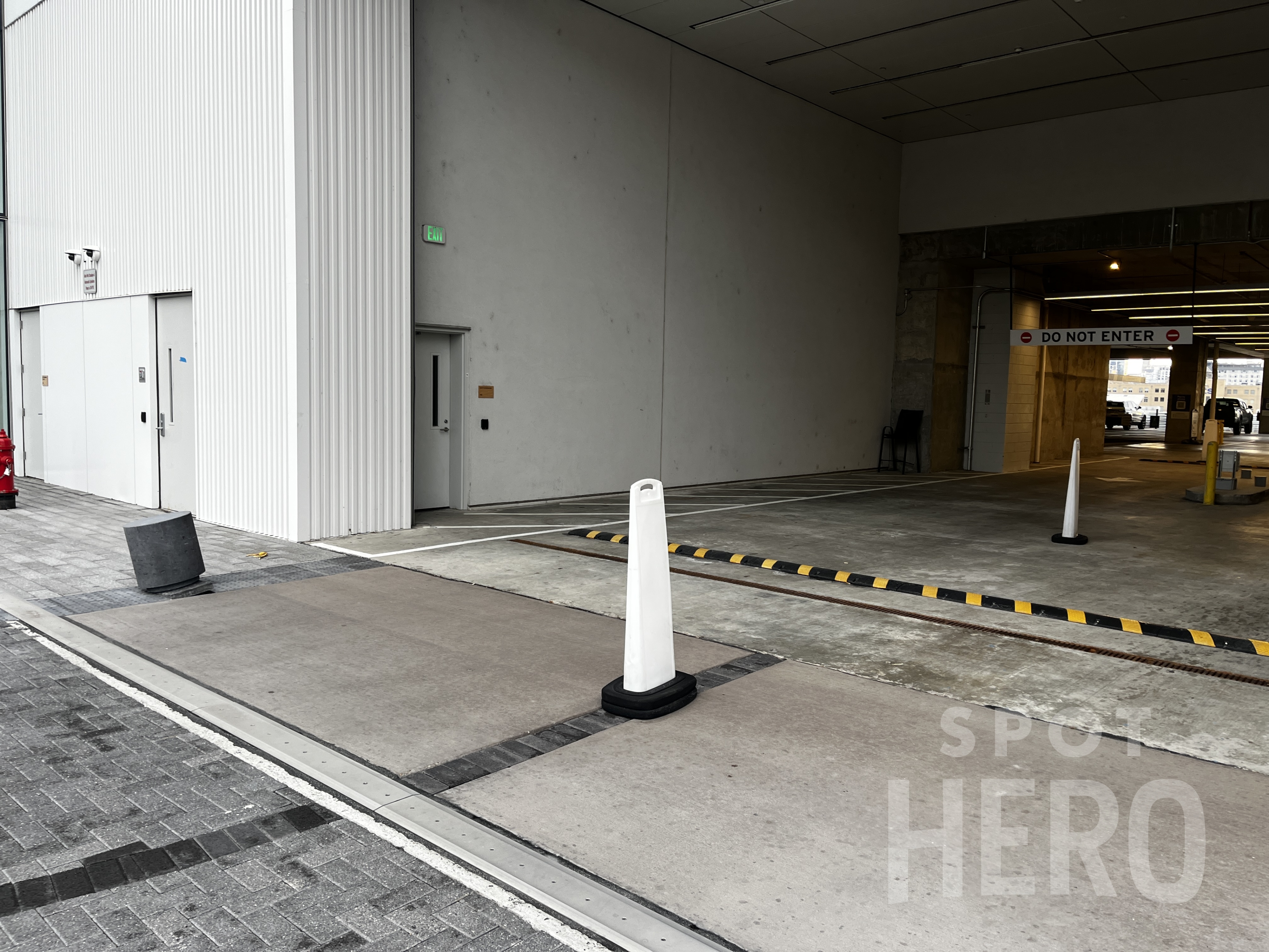 Photo of 101 Platform Way N - Amazon Tower 1 Garage