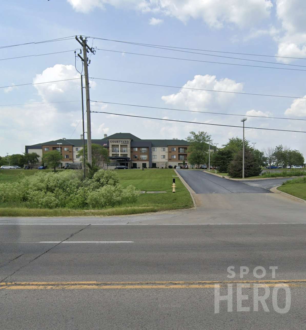 Photo of Courtyard Springfield SGF - Courtyard Springfield Airport - Uncovered Self Park
