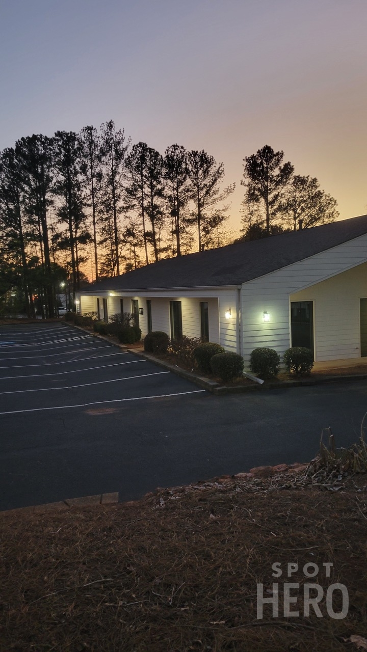 Photo of 2424 Herodian Way - HP Spine Center Lot