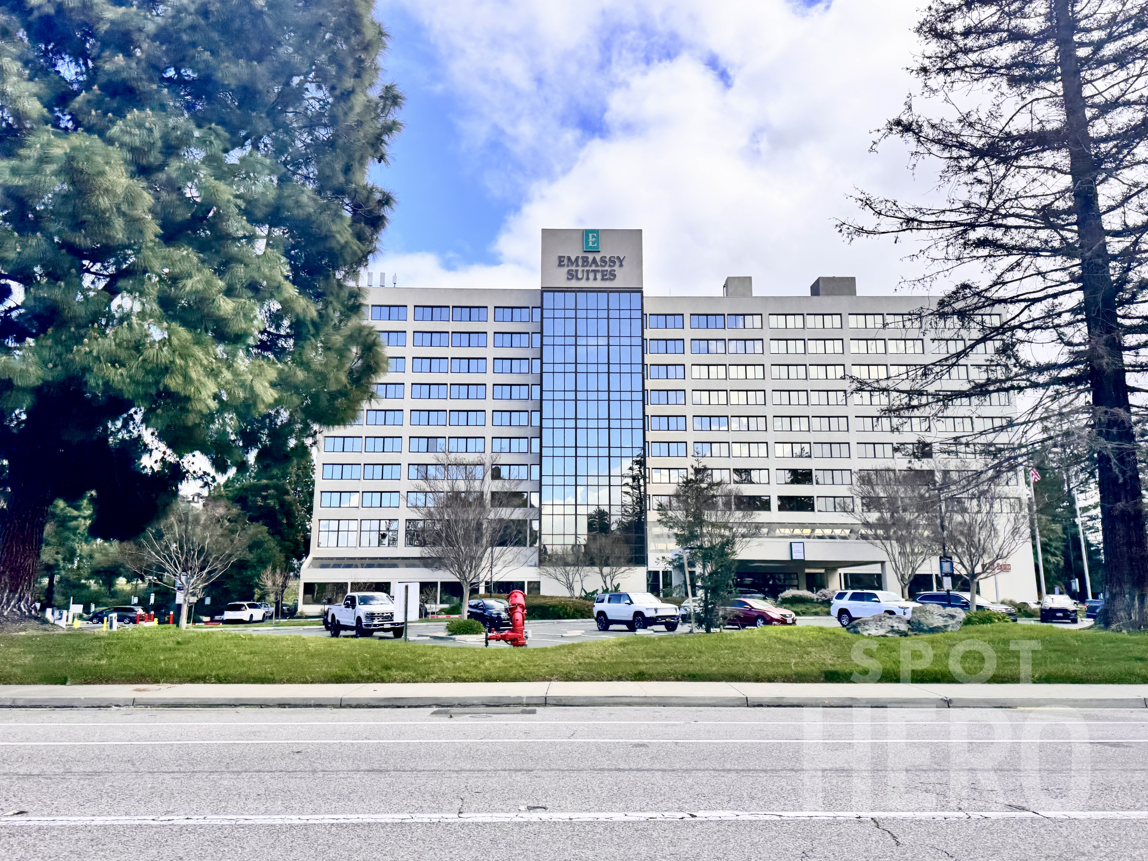 Photo of Embassy Suites Santa Clara SJC - Uncovered Self Park