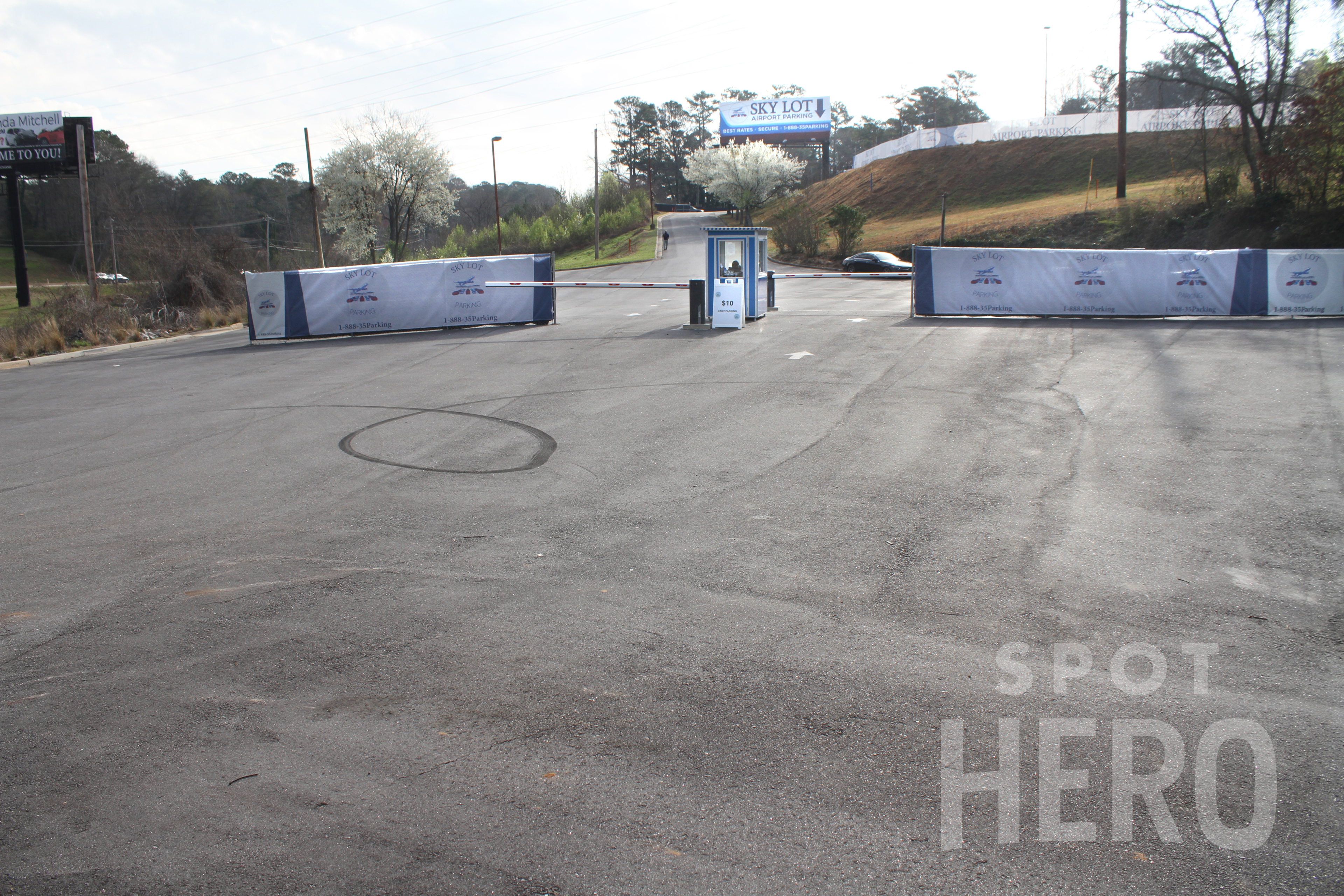 Photo of Sky Lot Parking ATL - Uncovered Self Park