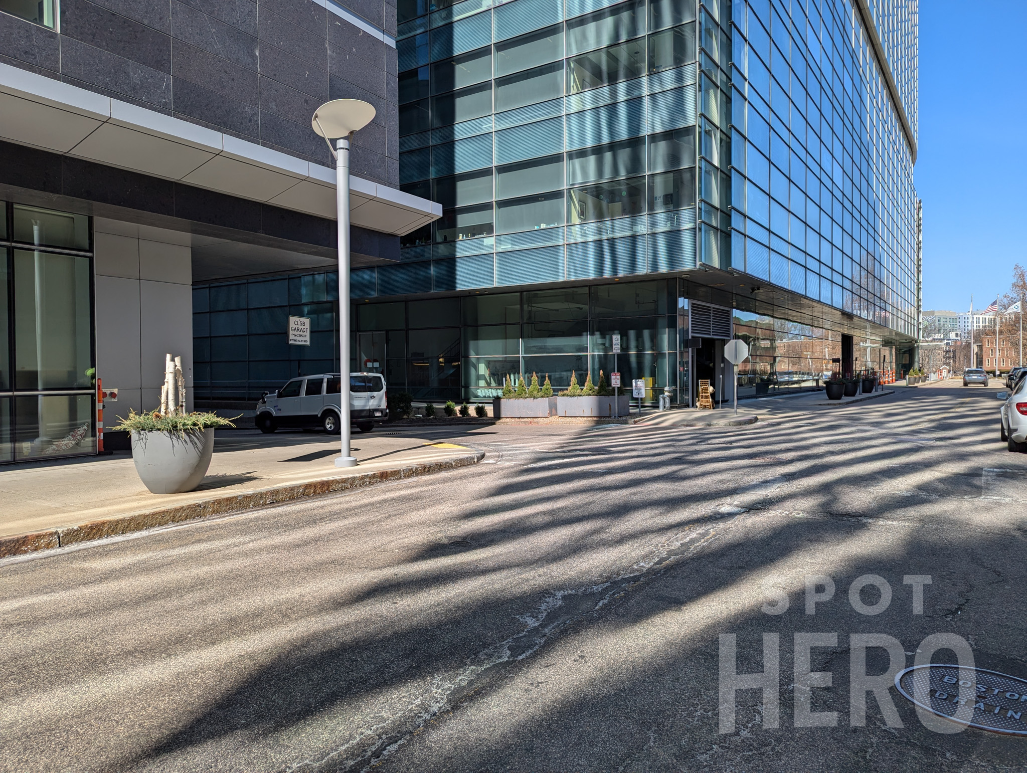 Photo of 47 Blackfan St. (3 Blackfan St.) - Center For Life Science Garage