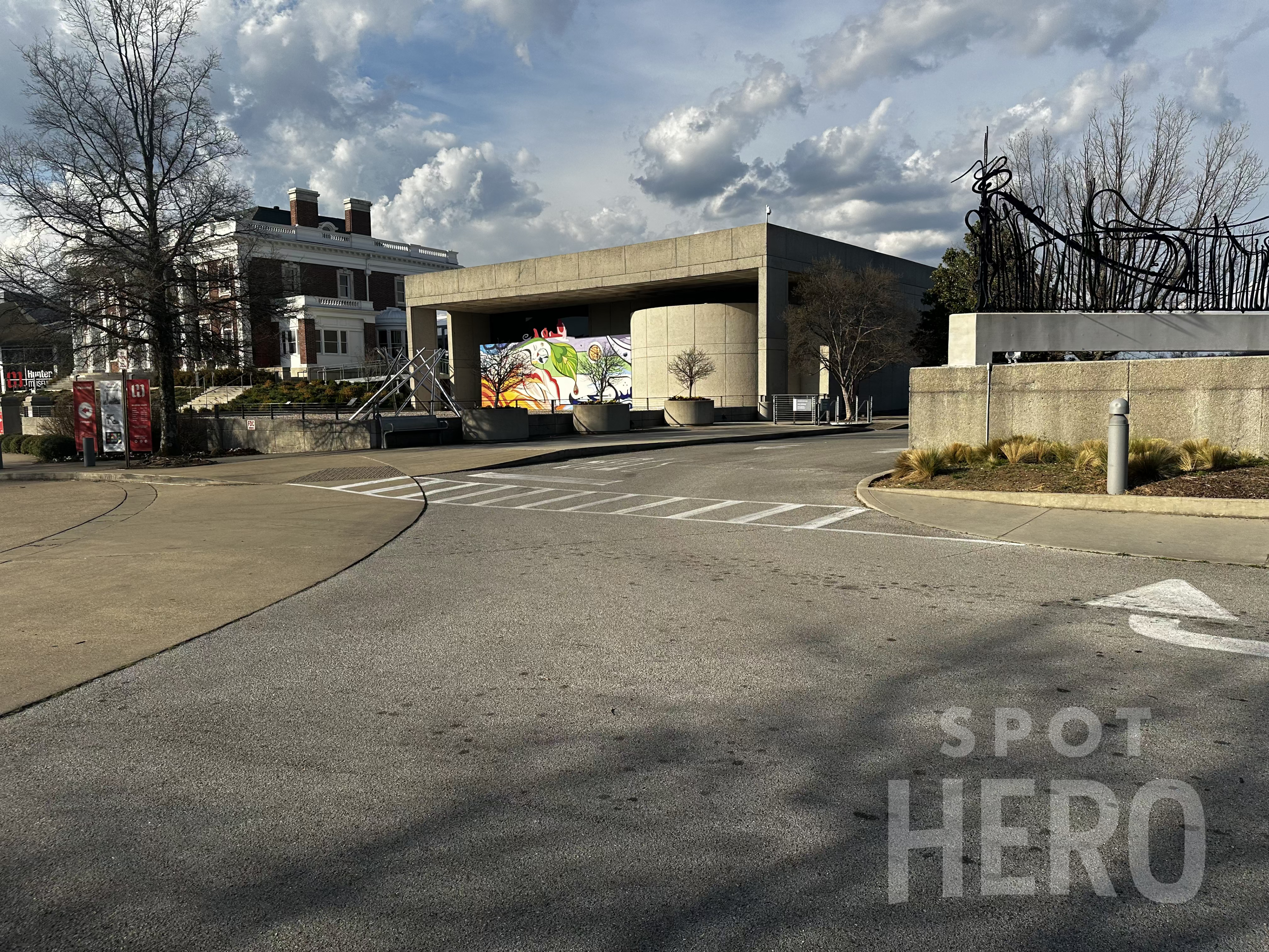 Photo of 10 Bluff View Ave. - Hunter Museum Lot