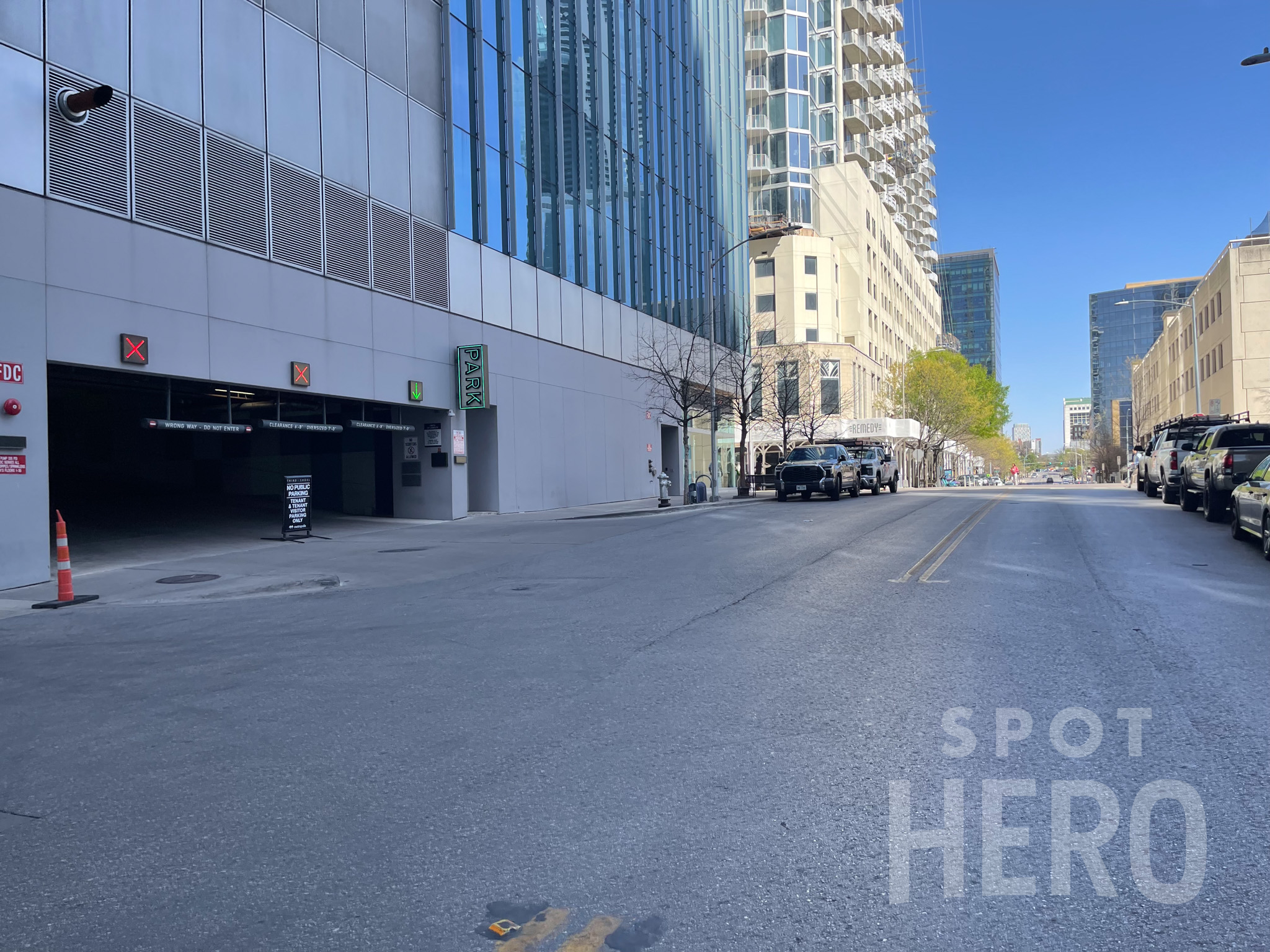 Photo of 208 Nueces St. (607 W 3rd St.) - Garage