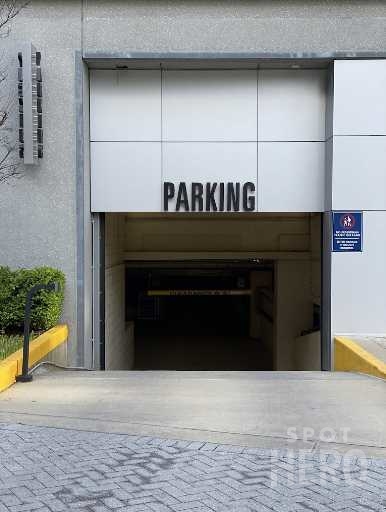 Photo of 1400 Crystal Dr. - Crystal Clark Garage