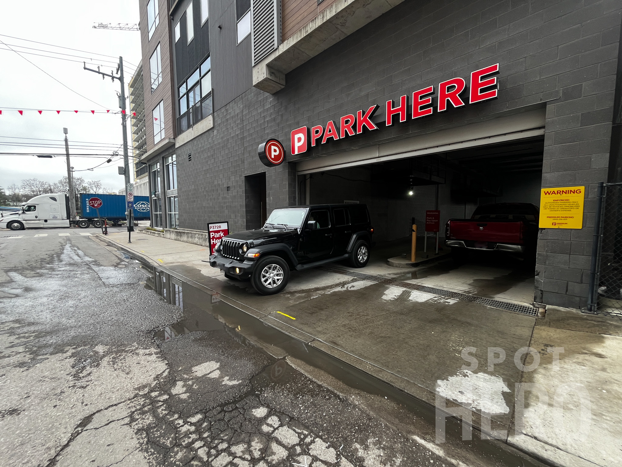 Photo of 609 Overton St. (1002 Division St.) - Garage