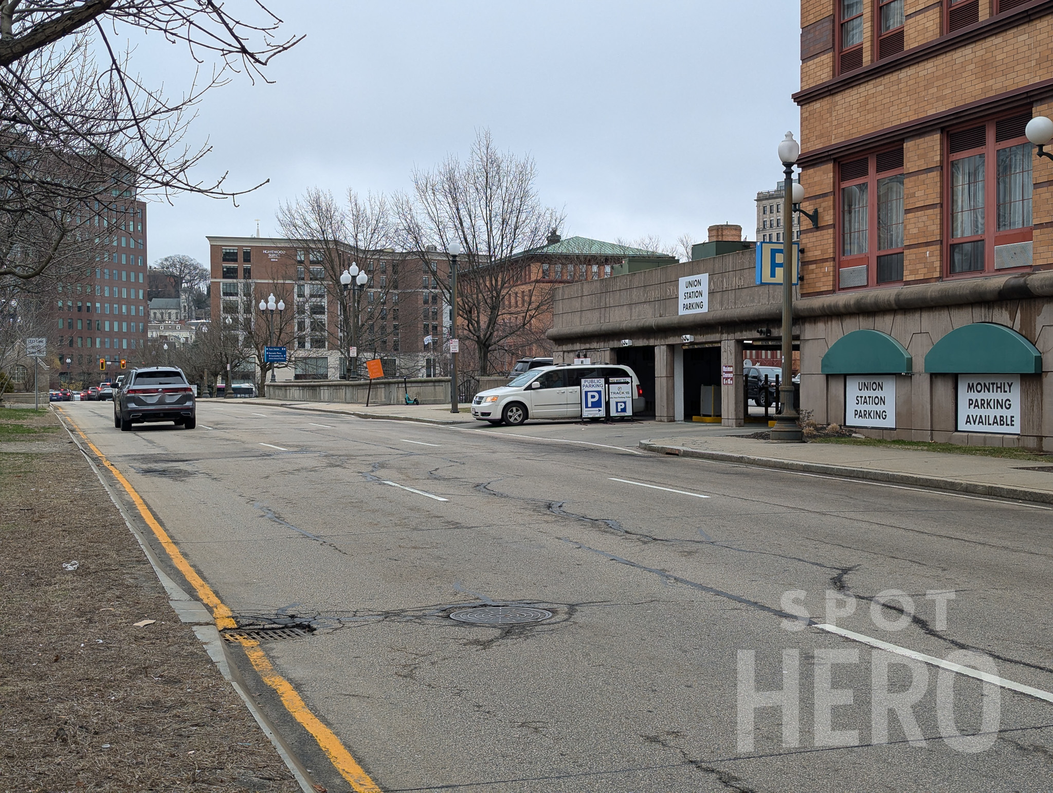 Photo of 5 Memorial Blvd. (150 Memorial Blvd.) - Union Station Garage