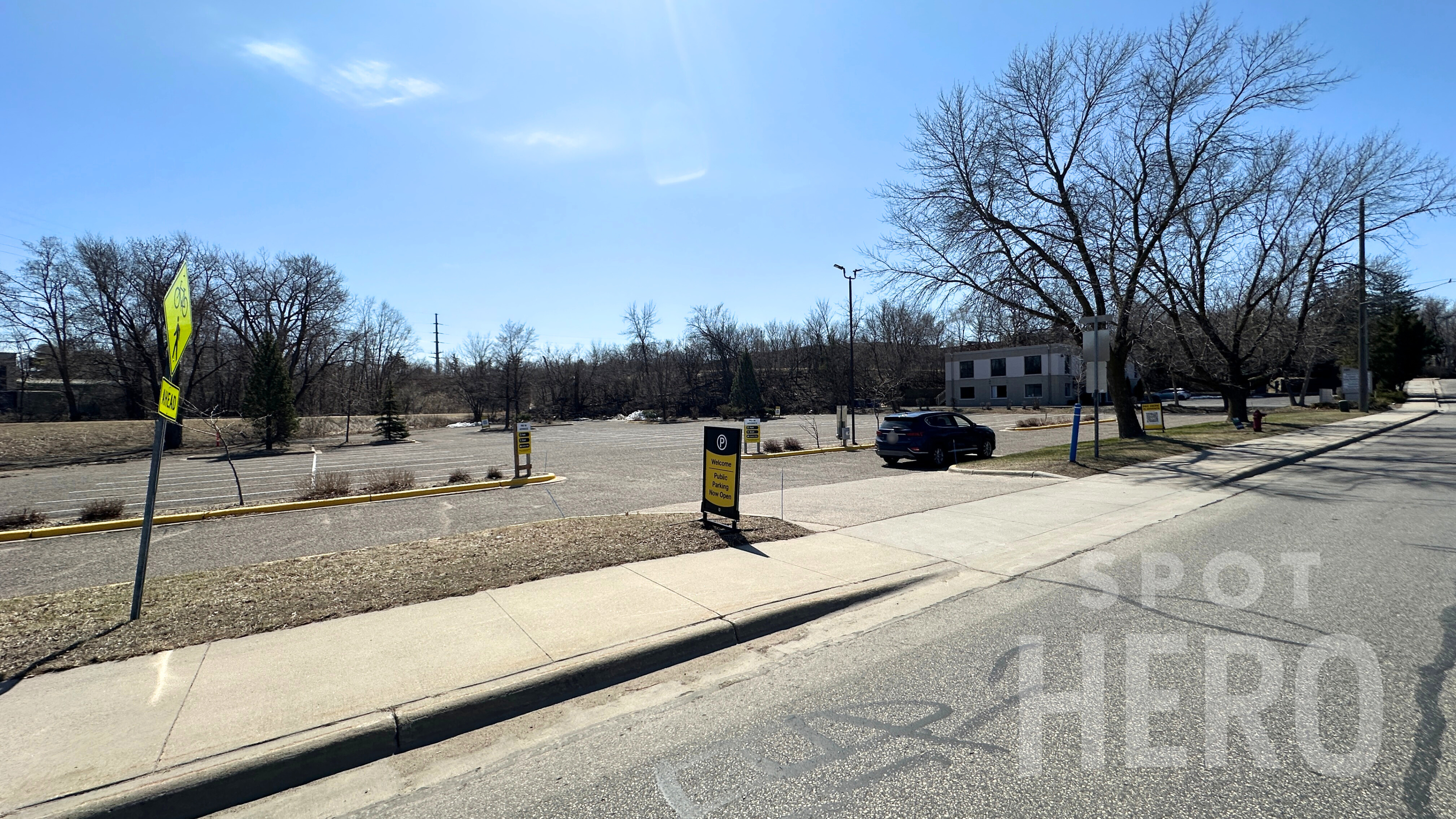 Photo of 690 Excelsior Blvd. - Lot