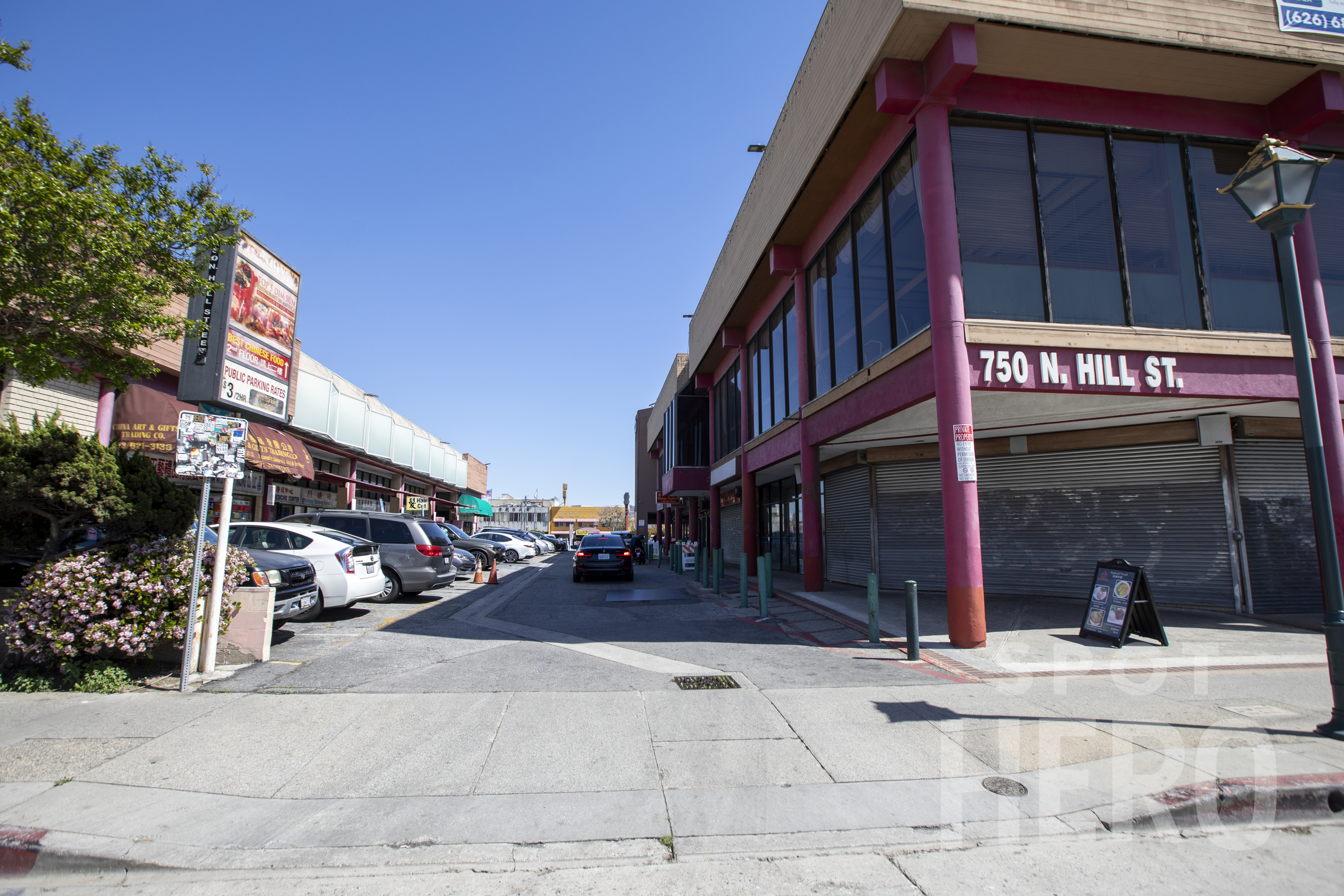 Photo of 743 N Bdwy. (750 N Hill St.) - Lot