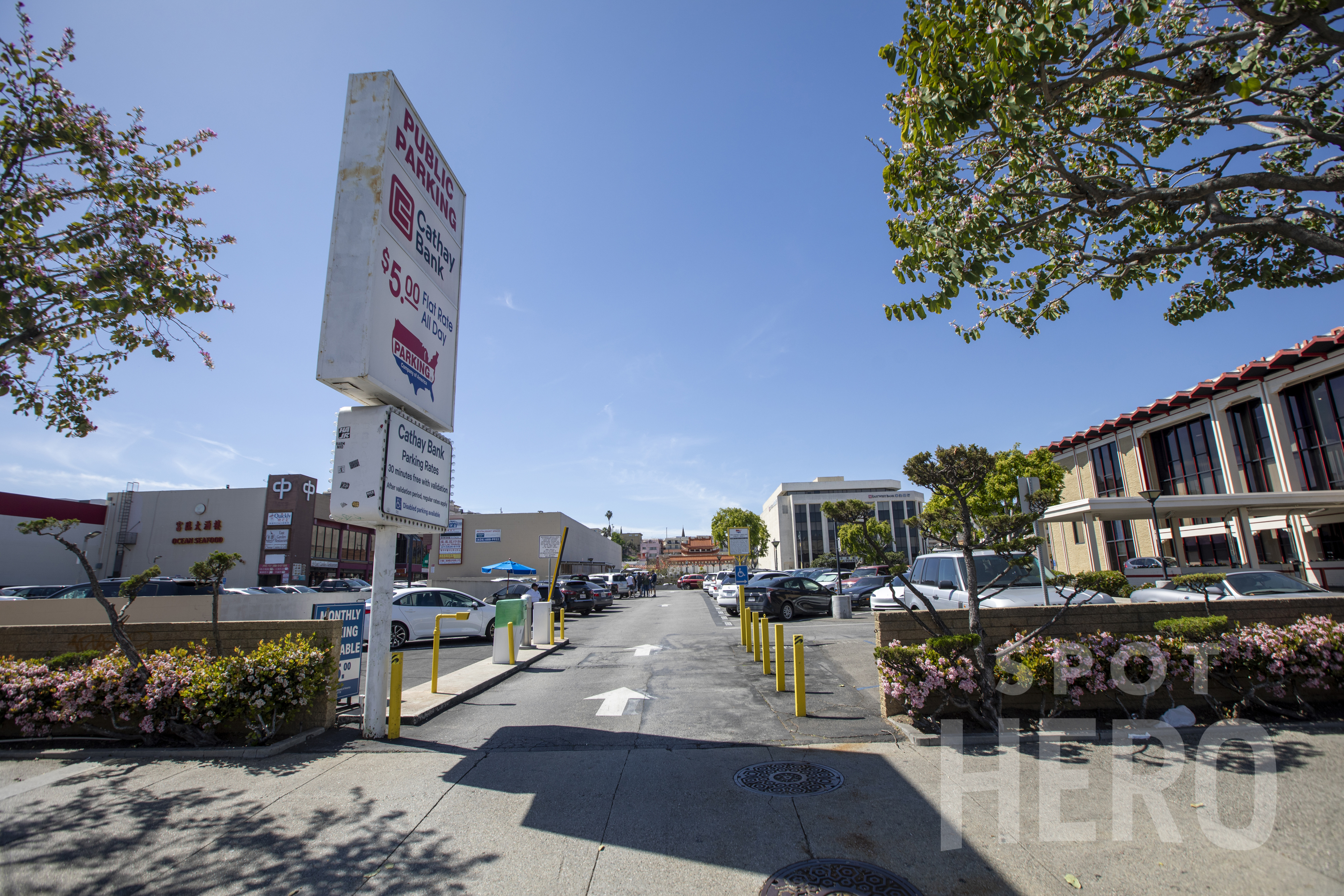 Photo of 777 N Broadway - Lot