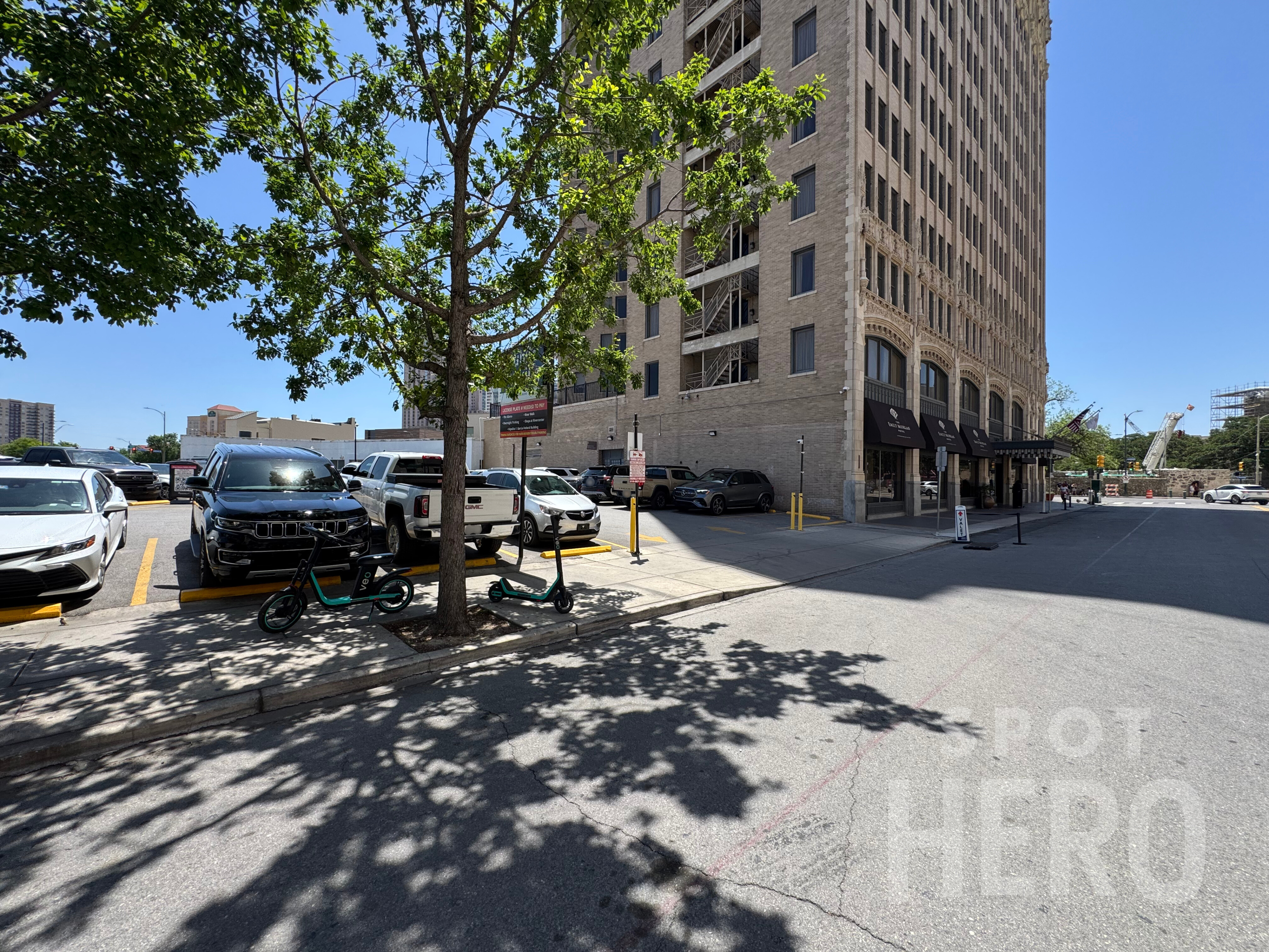 Photo of 226 Avenue E. - 3rd St. Lot
