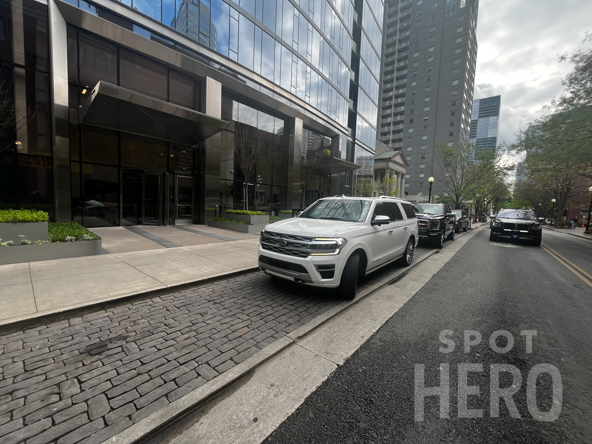 Photo of 505 Church St. - Valet