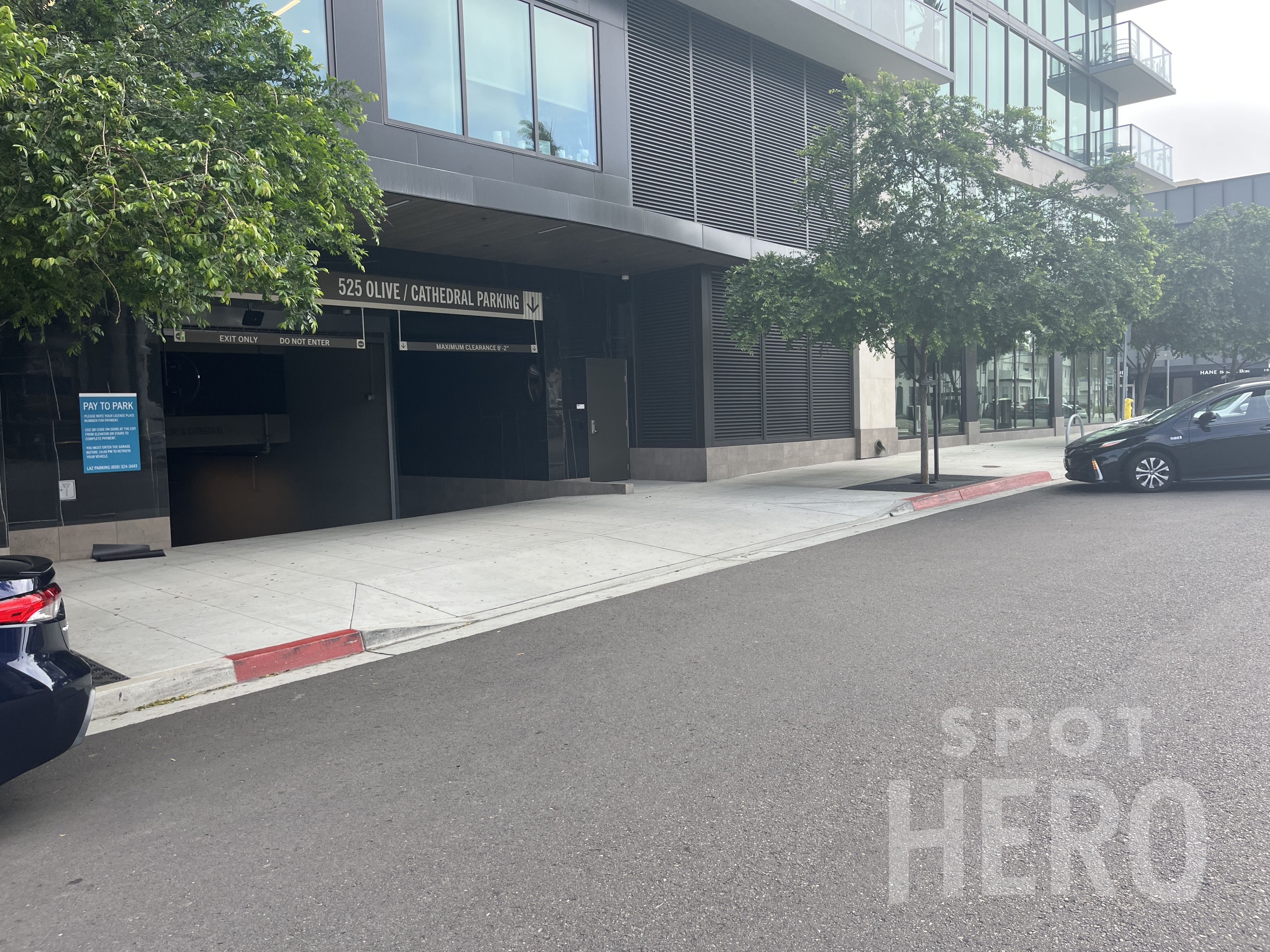Photo of 525 Olive St. - Garage