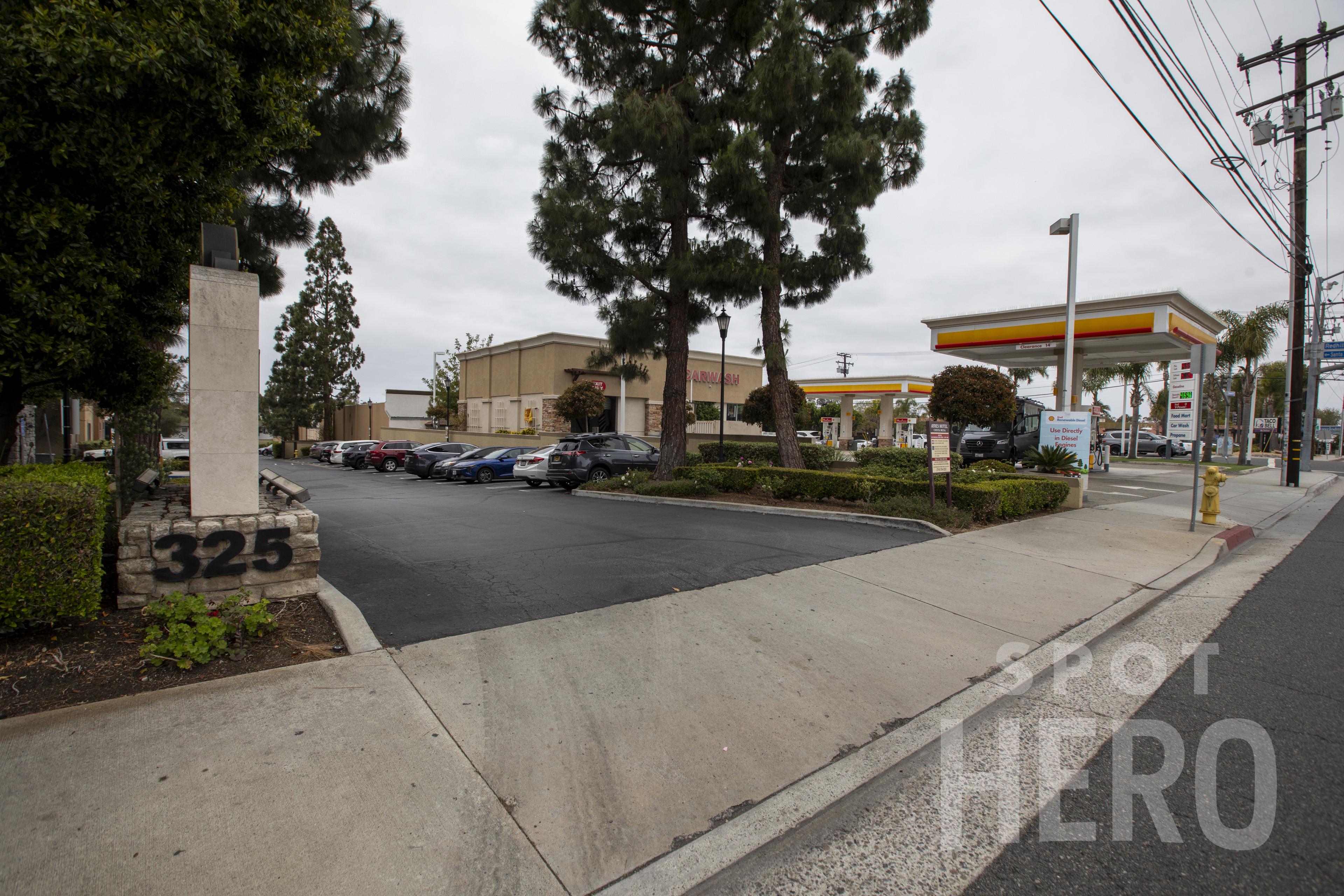 Photo of 325 Bristol St. - Ayres Hotel Costa Mesa Lot