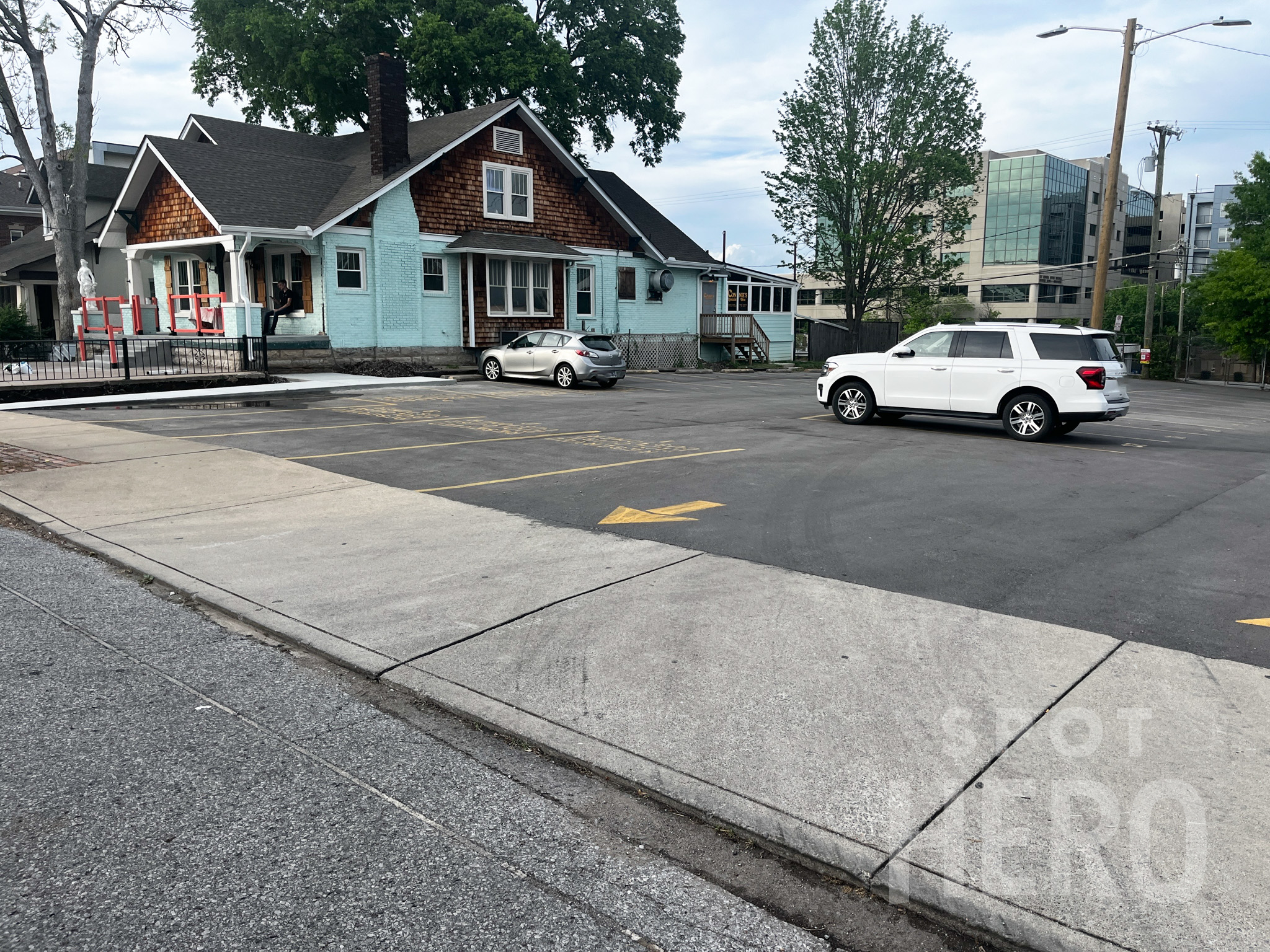 Photo of 206 Louise Ave. - Louise Lot
