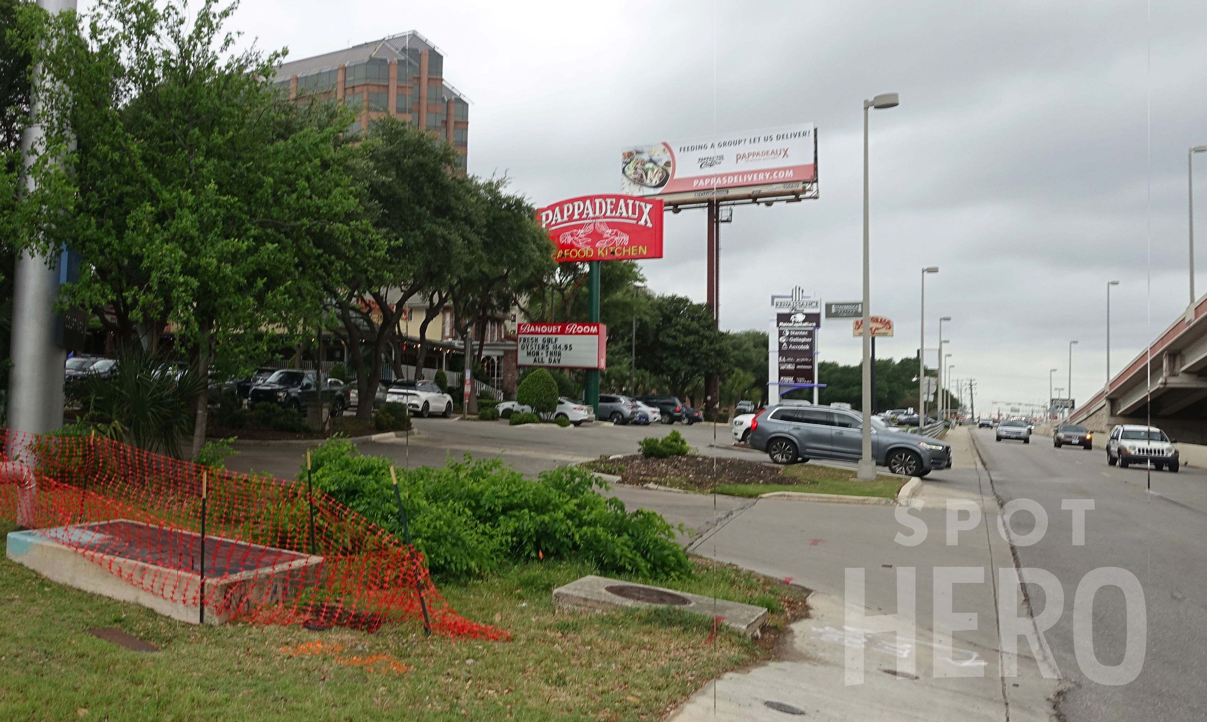 Photo of 88 NE I-410 Loop - Courtyard Marriott North Star Mall Lot