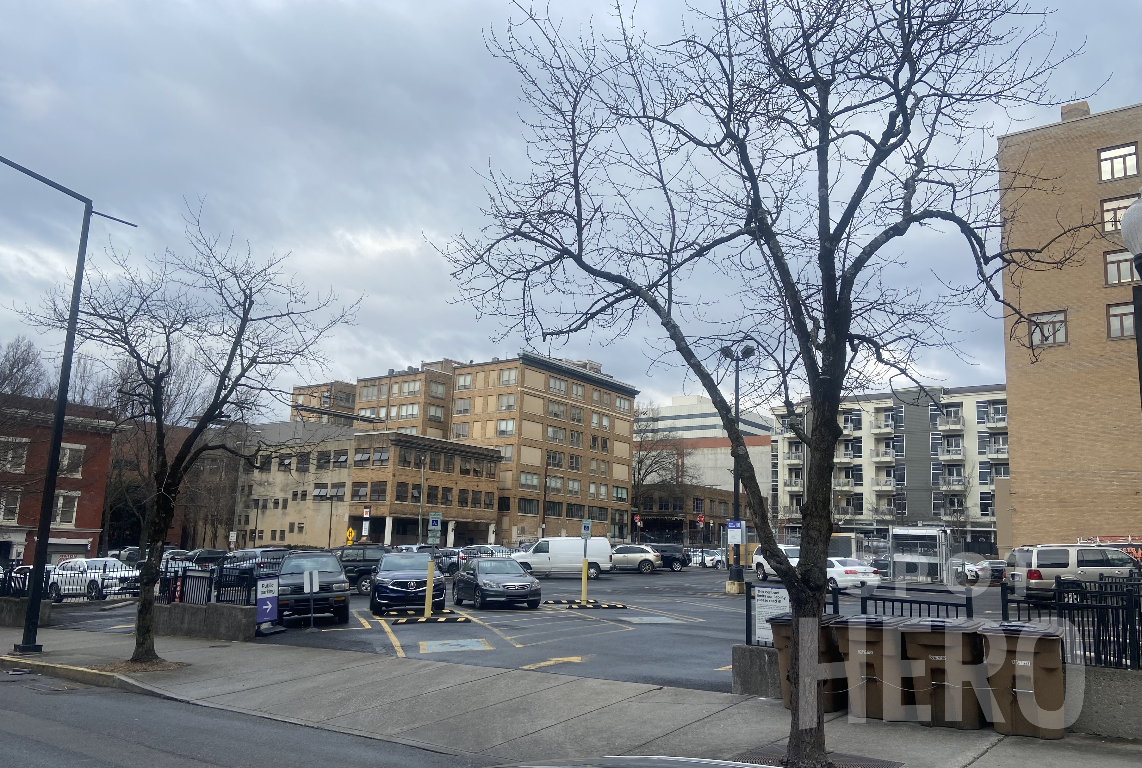 Photo of 413 Clinch Ave. - Square Lot