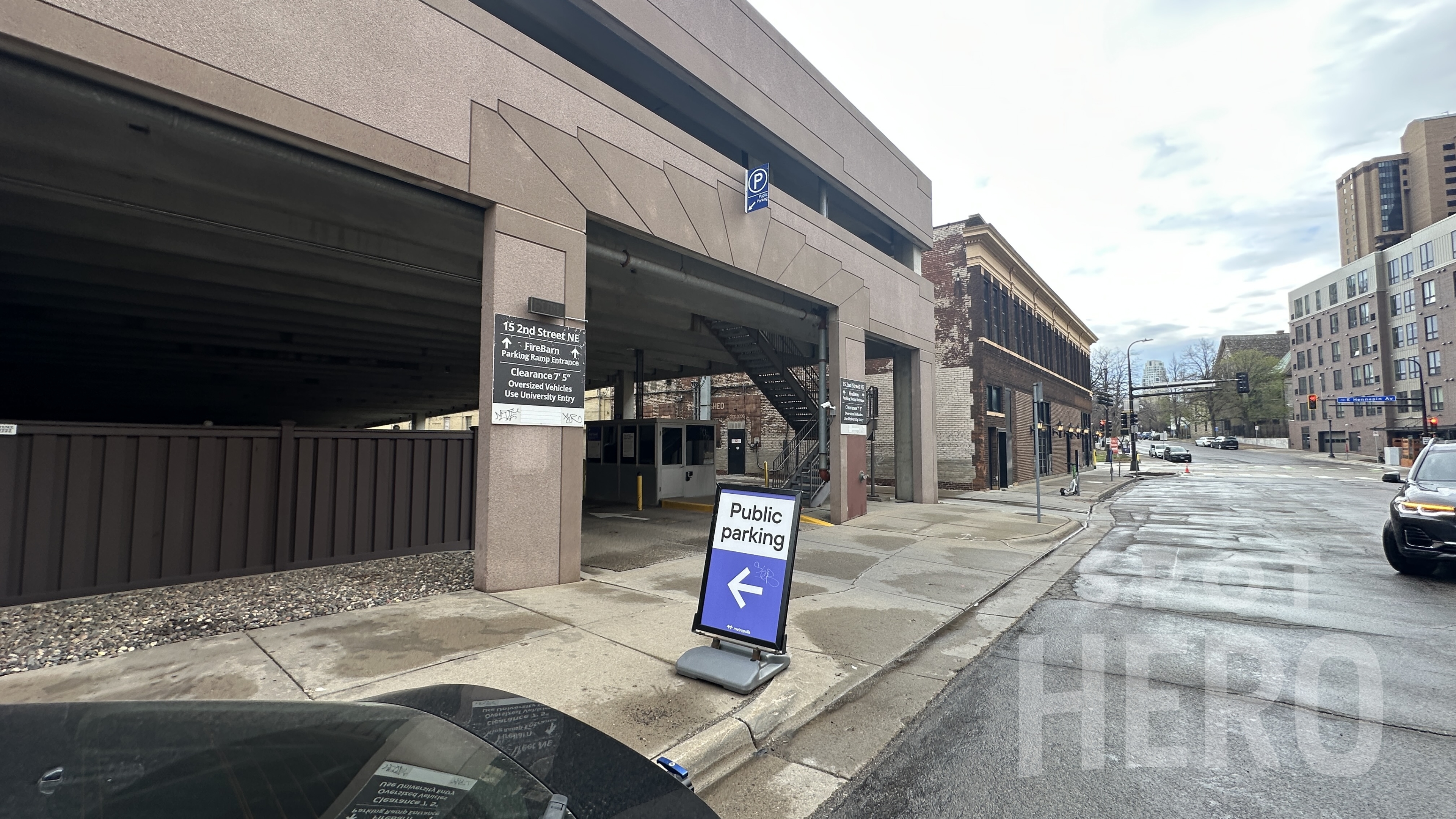Photo of 15 2nd St. NE (24 University Ave. NE) - Garage