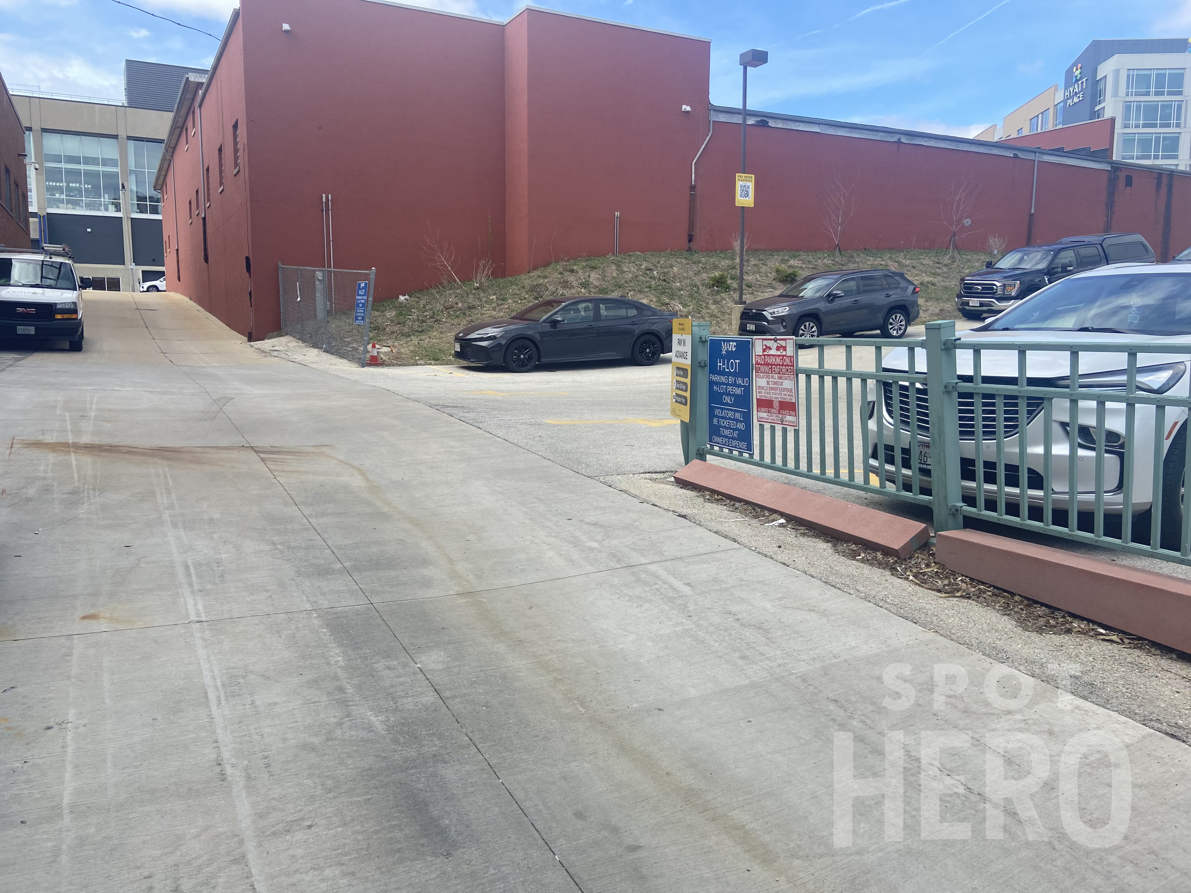 Photo of 1146 N 7th St. (701 W Juneau Ave.) - H Lot