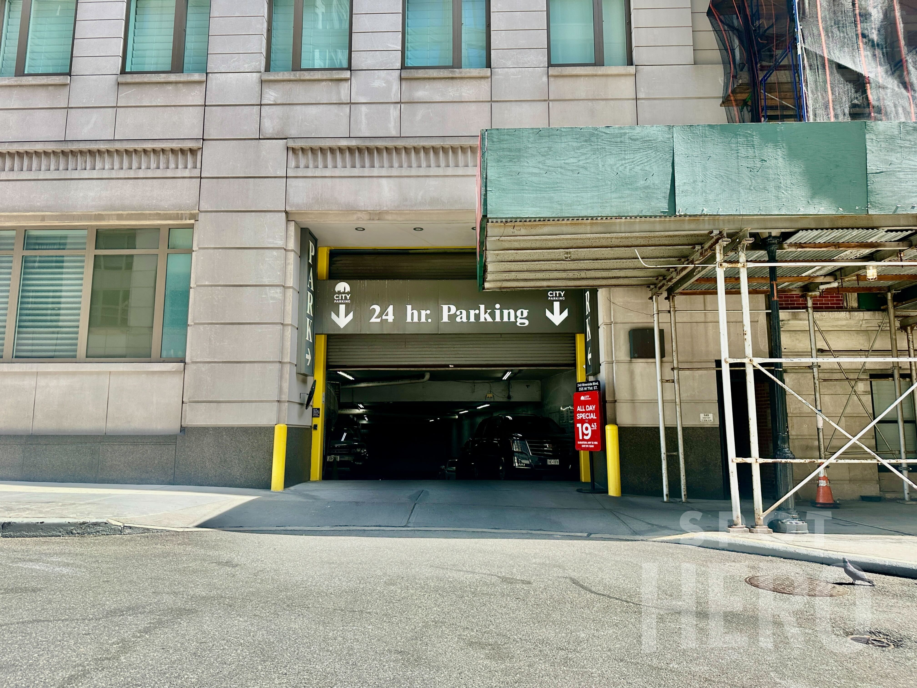 Photo of 357 W 71st St. (240 Riverside Blvd.) - Valet Garage