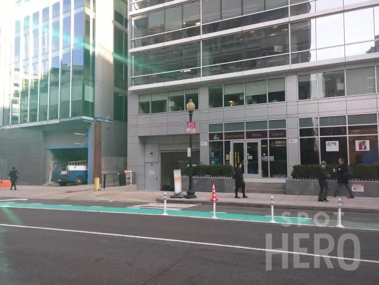 Photo of 1433 L St. NW (1100 Vermont Ave. NW) - Garage