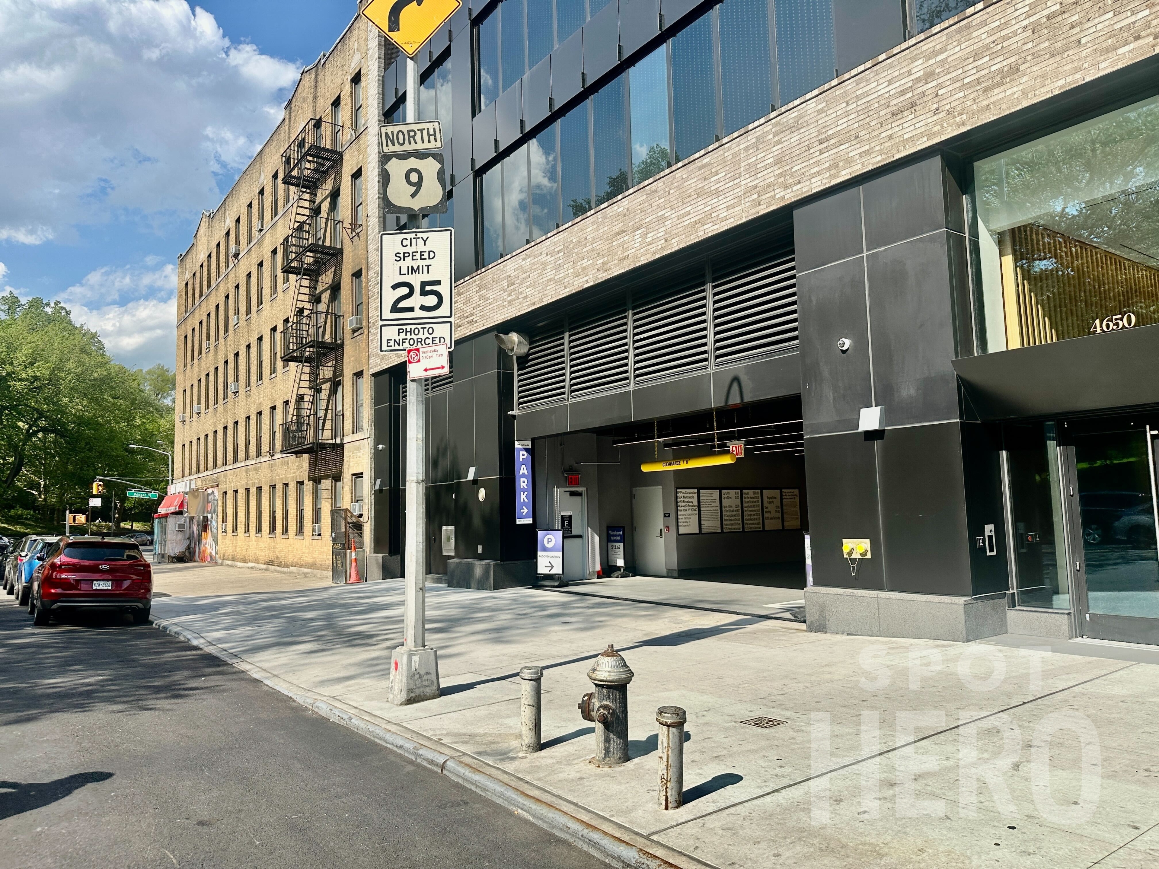 Photo of 4650 Broadway - 4650 Broadway Garage